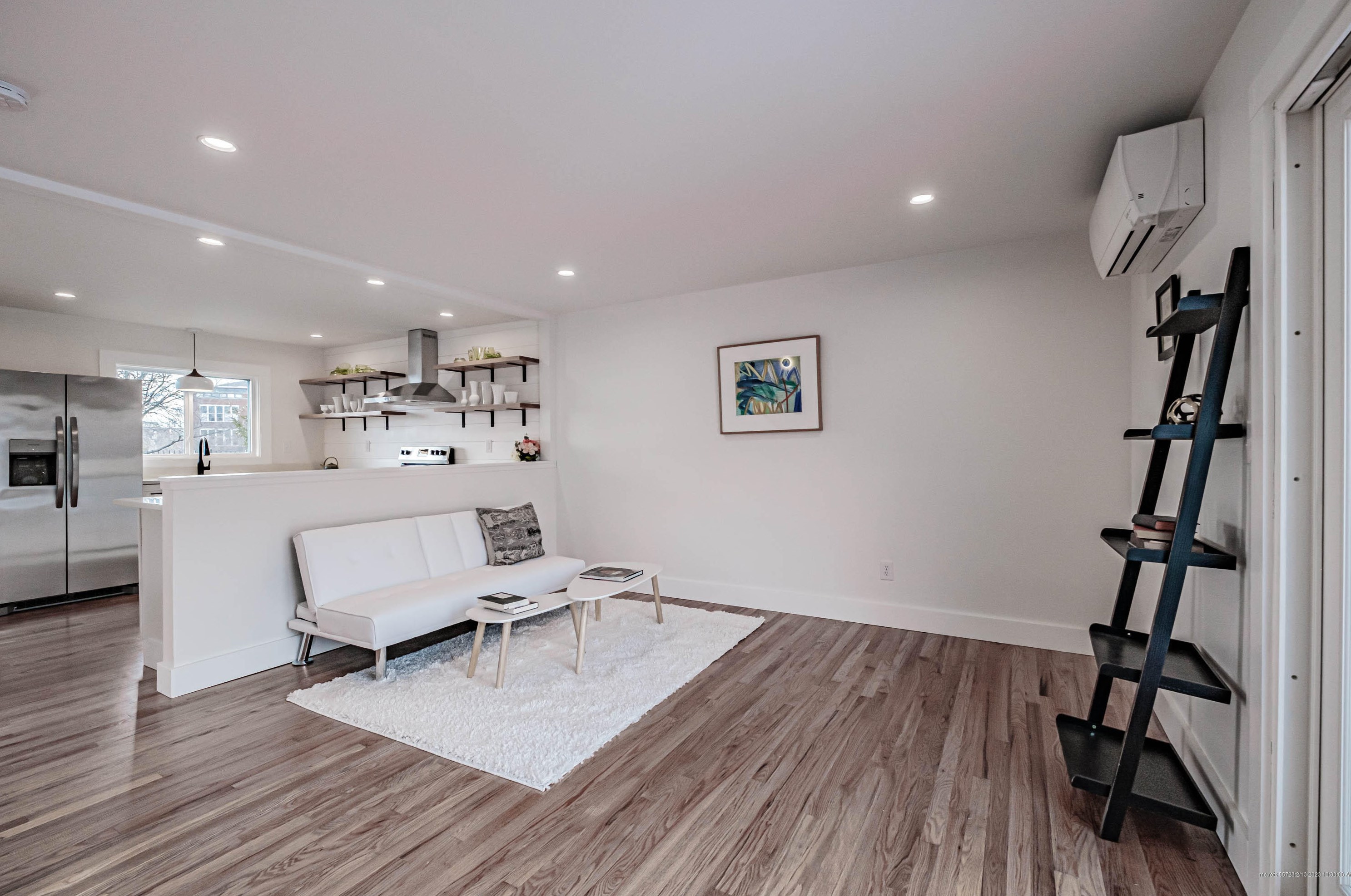 63 Mountfort St, Portland ME  04101-4385 exterior