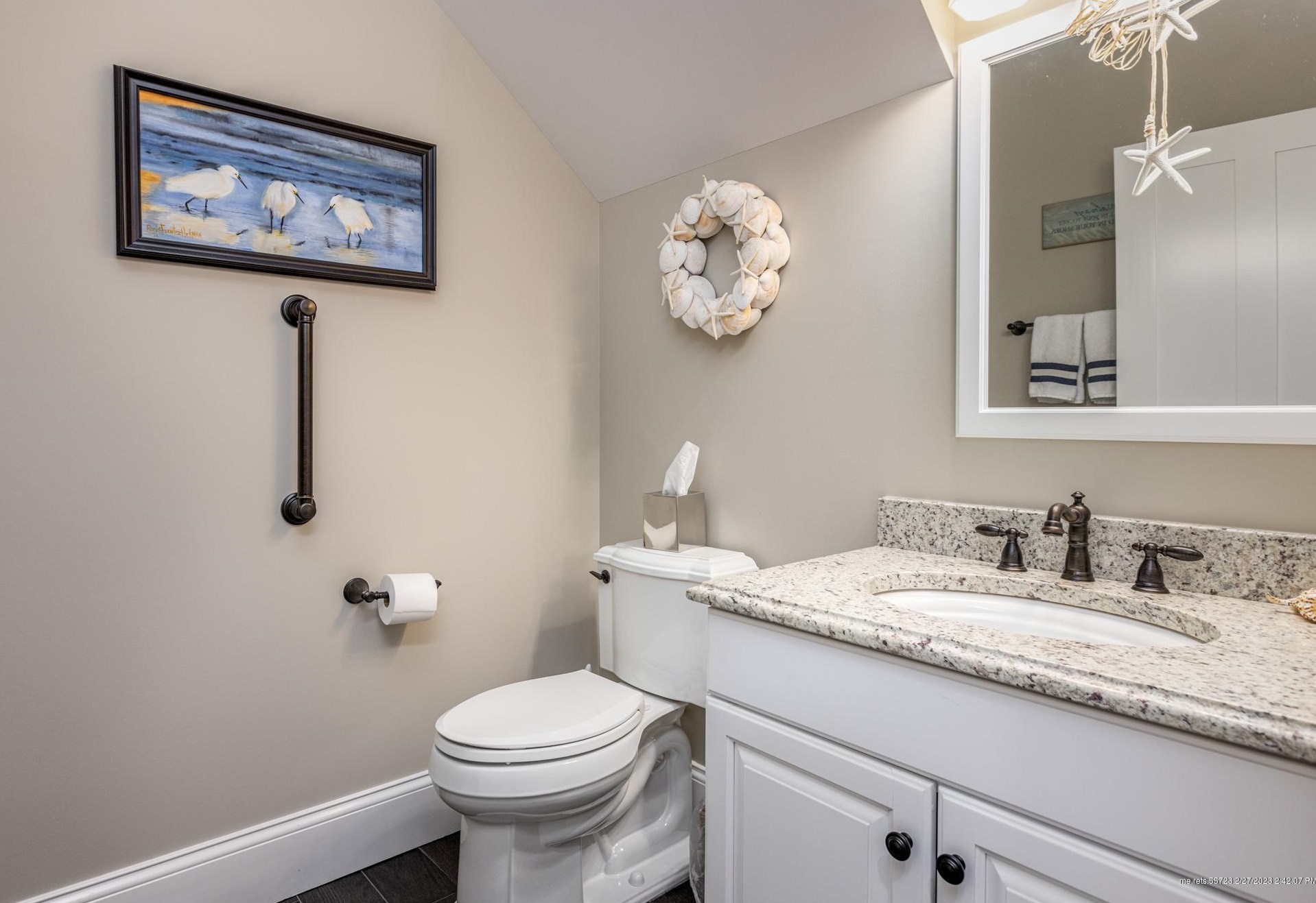 9 Bay View Dr, Portland ME  04110-4519 exterior