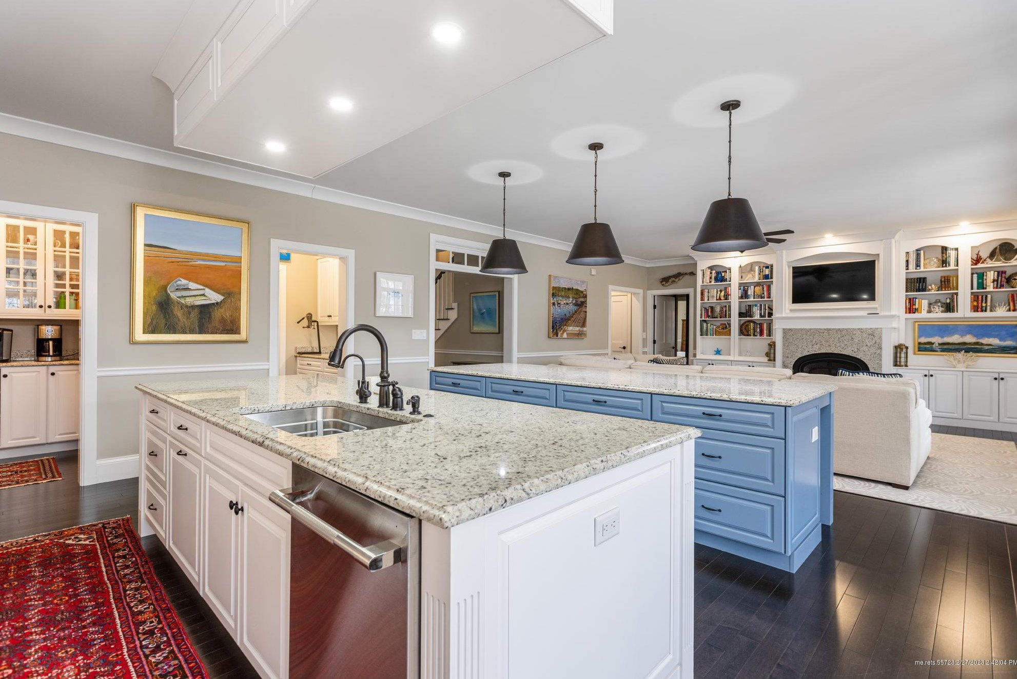 9 Bay View Dr, Portland ME  04110-4519 exterior