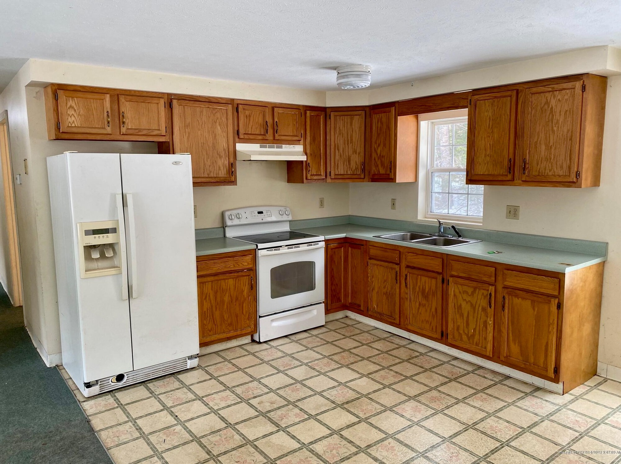 10 Common Way, Buxton ME  04093-3762 exterior