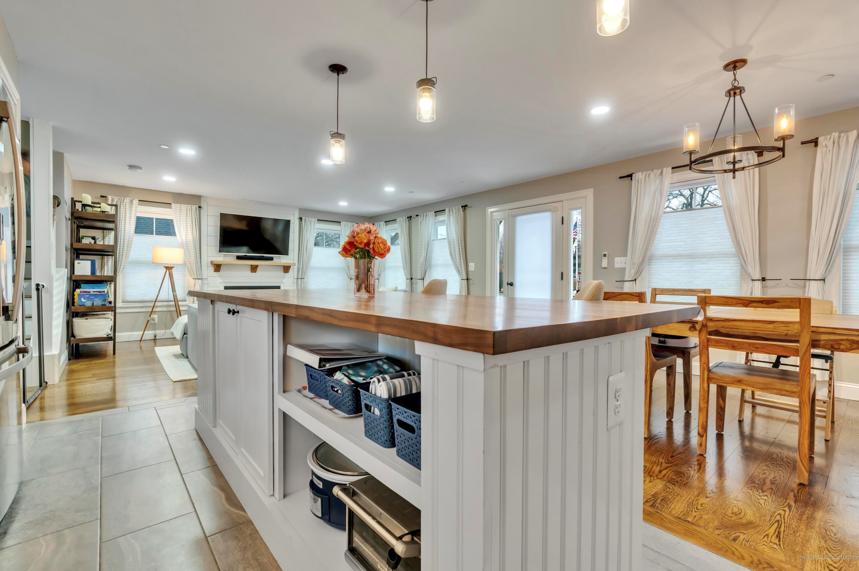 11 Christy Rd, Portland ME  04103-2807 exterior