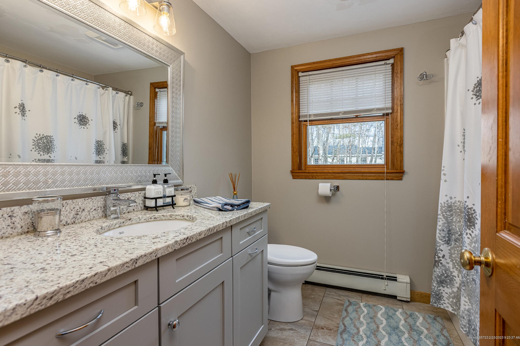 19 Plymouth Dr, Saco ME  04072-1735 exterior