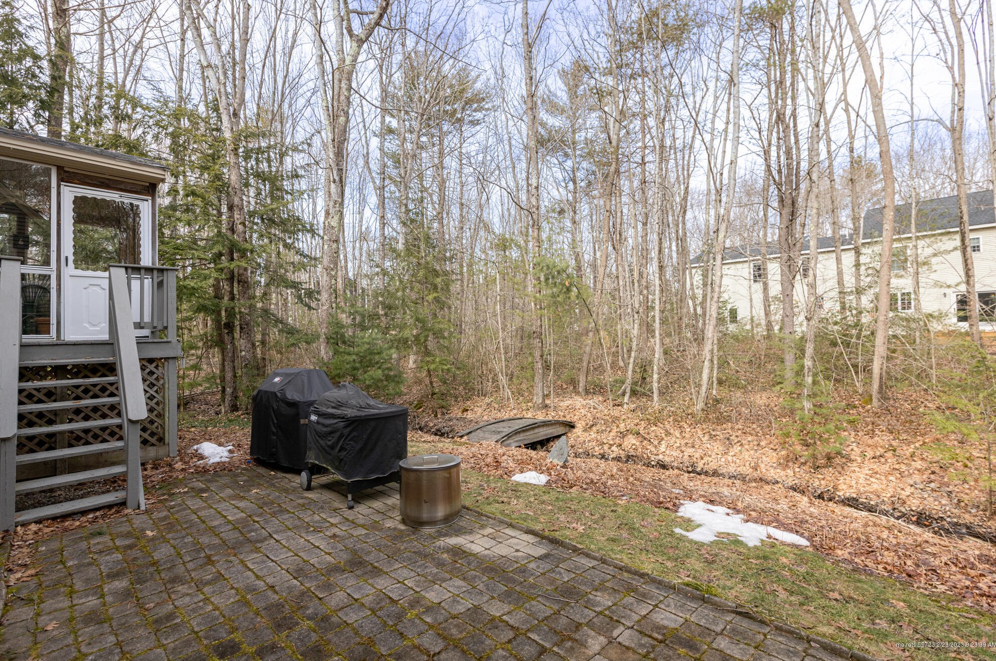 19 Plymouth Dr, Saco ME  04072-1735 exterior