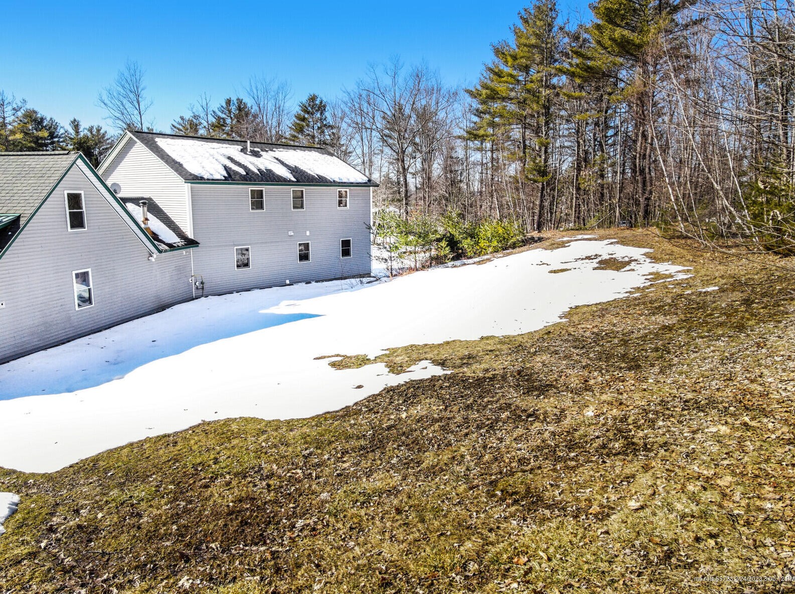 2 Whisperwood Dr, Waterville ME  04901-0822 exterior