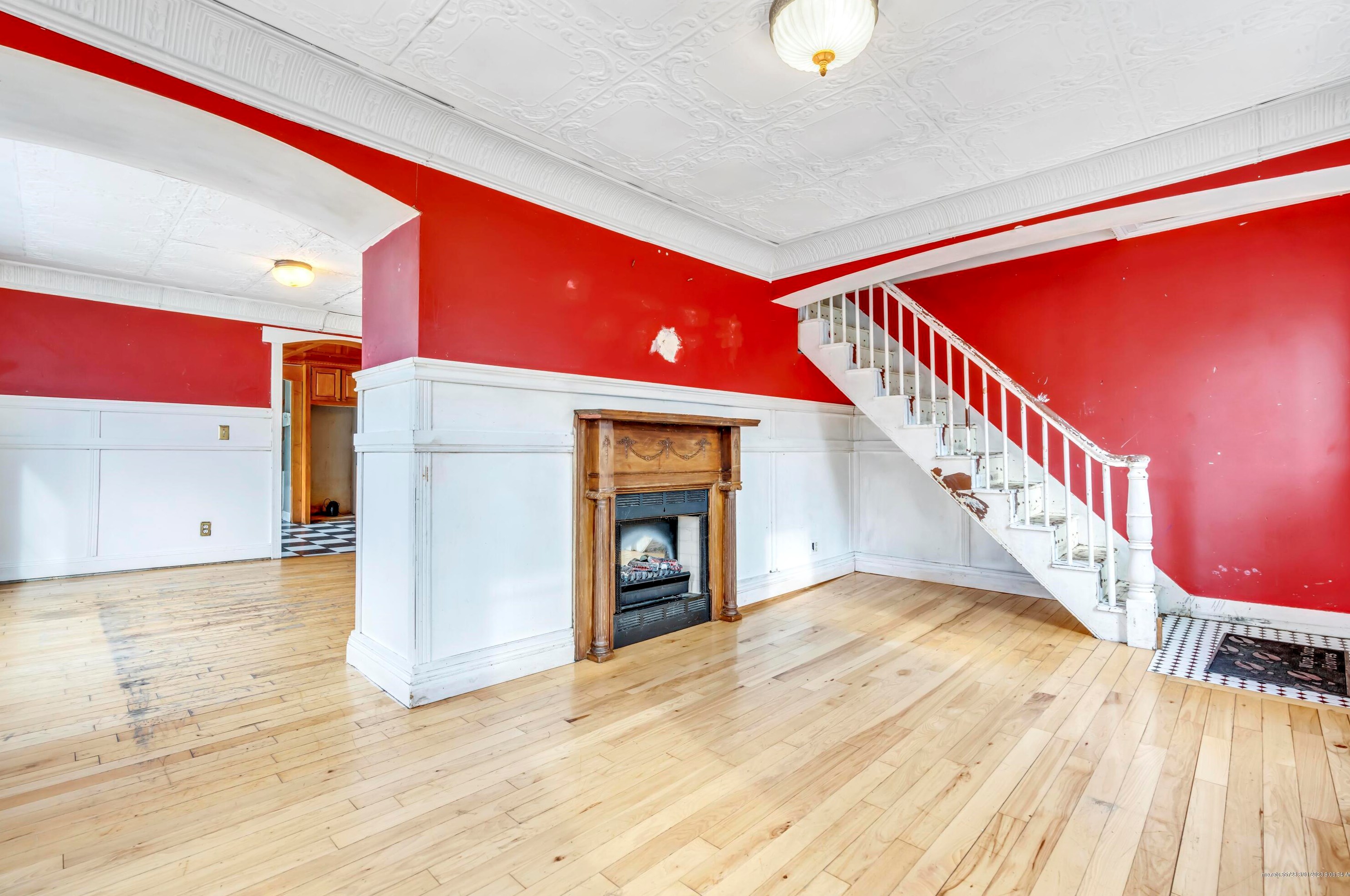 10 James St, Saco ME  04072-2912 exterior