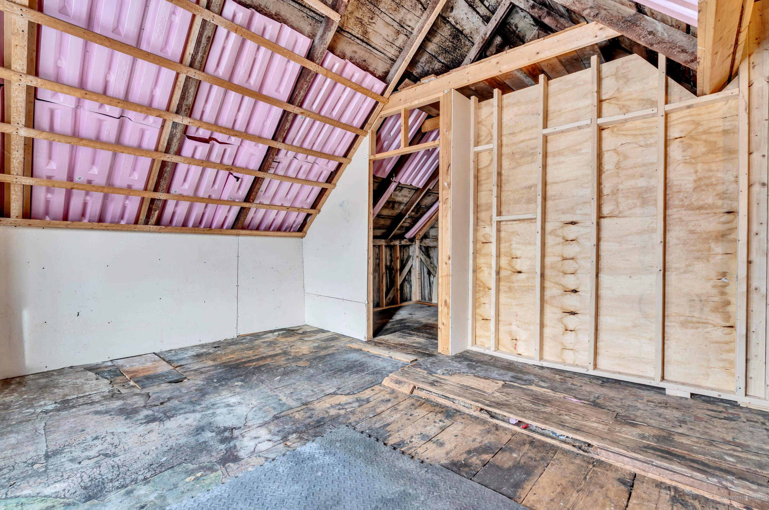 10 James St, Saco ME  04072-2912 exterior