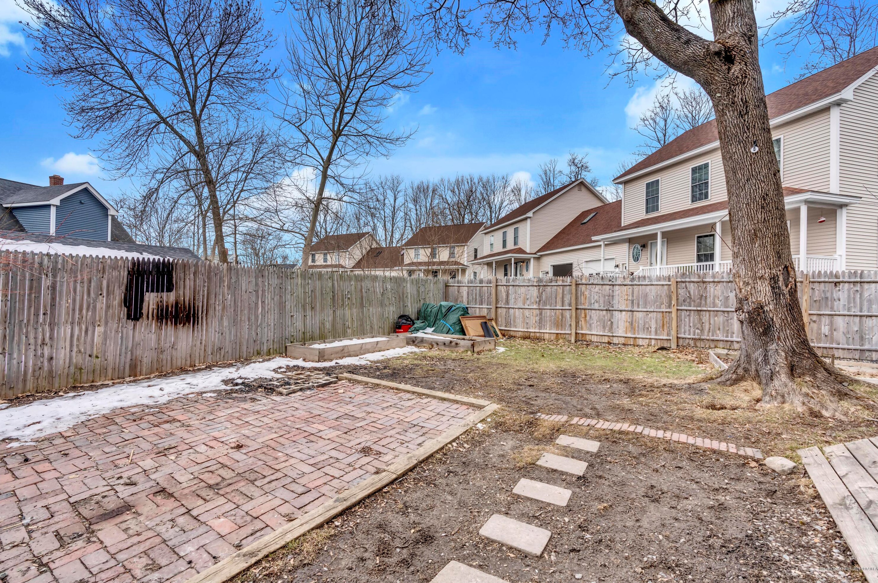 10 James St, Saco ME  04072-2912 exterior