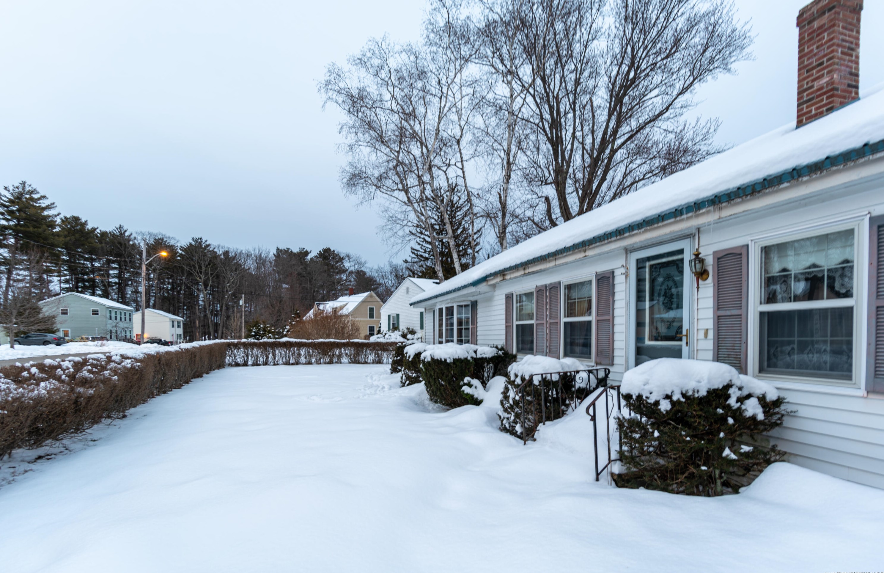34 Dakota St, Portland ME  04103-3807 exterior