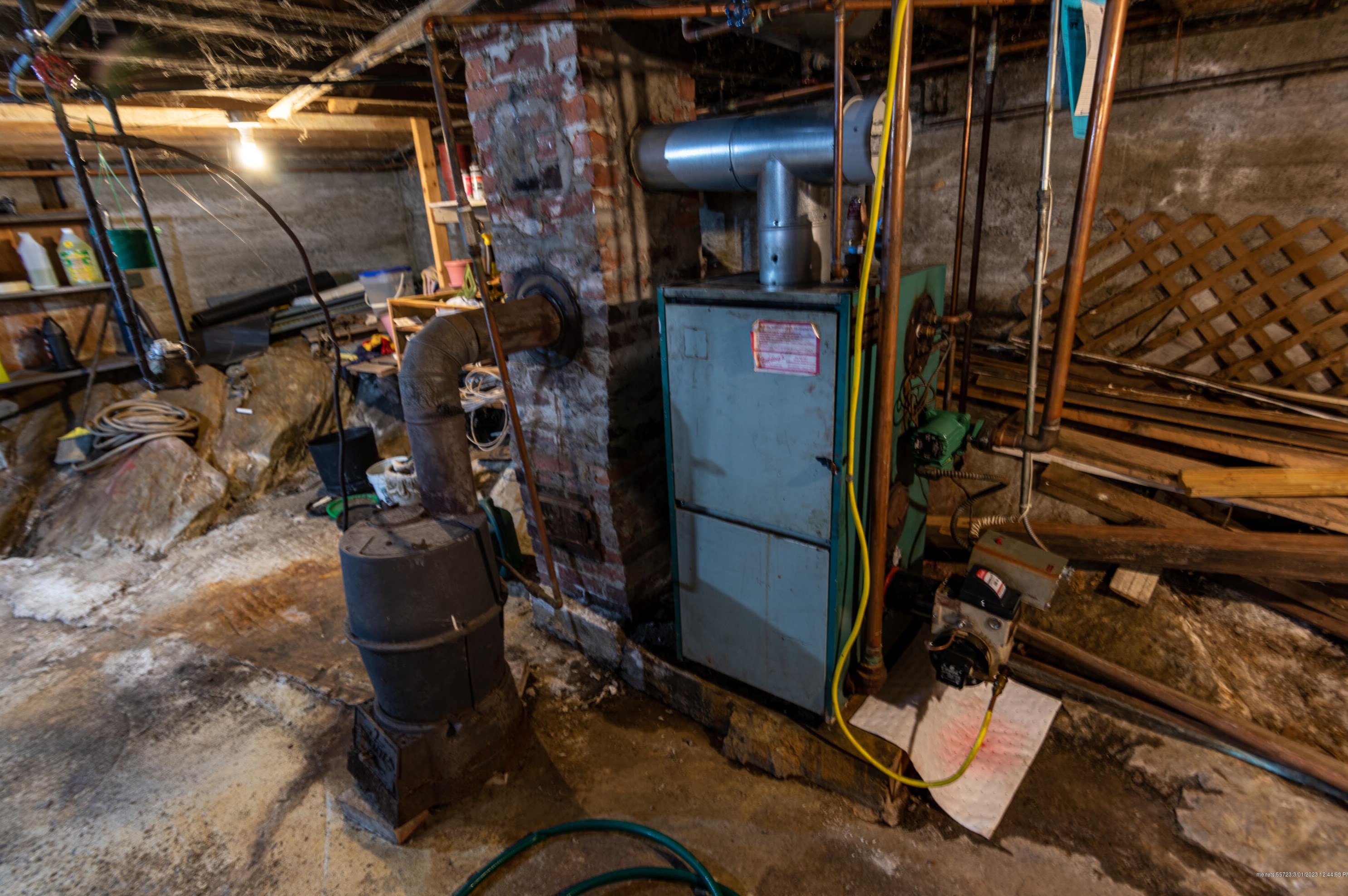 34 Dakota St, Portland ME  04103-3807 exterior