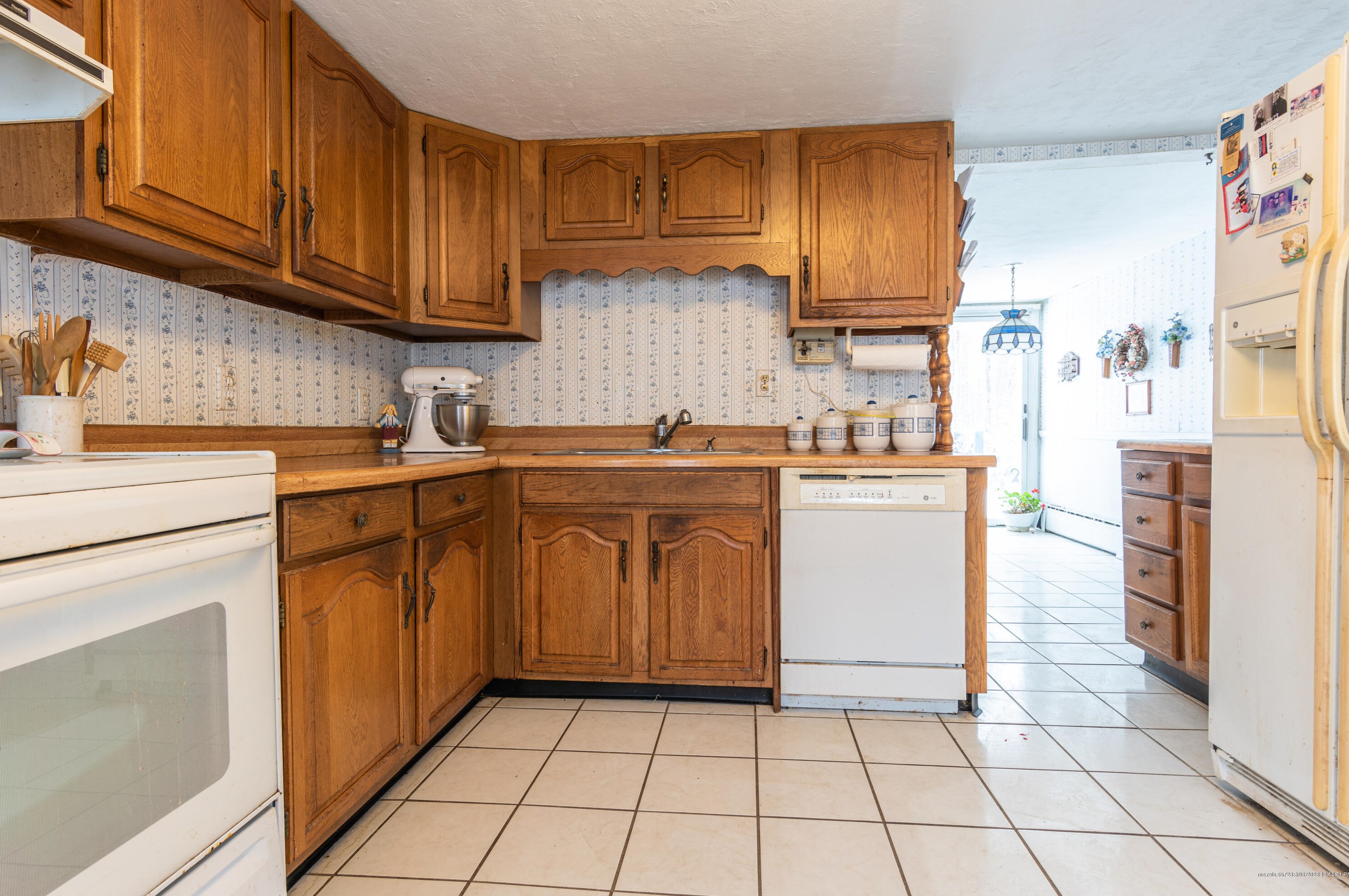 34 Dakota St, Portland ME  04103-3807 exterior