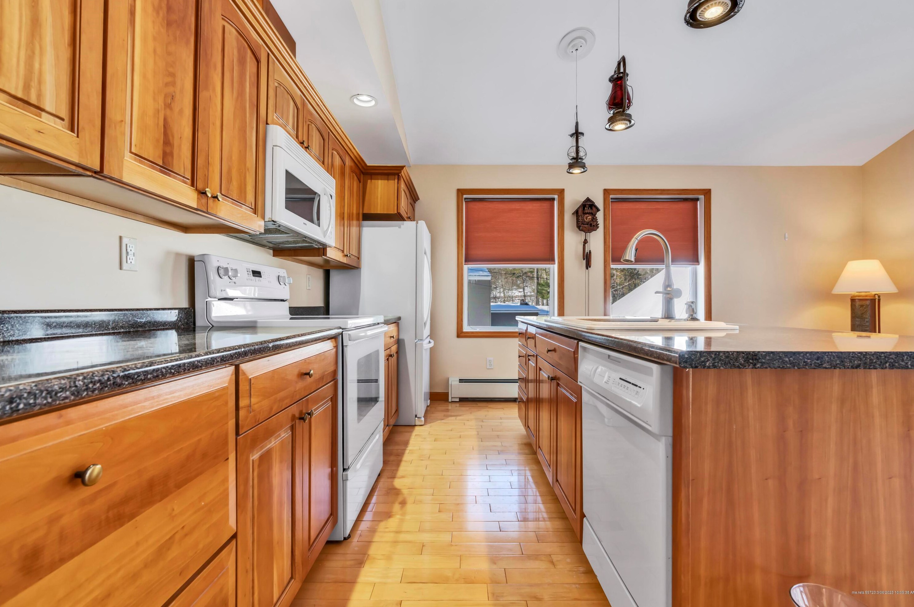 35 Spear Ave, Windham ME  04062-5621 exterior