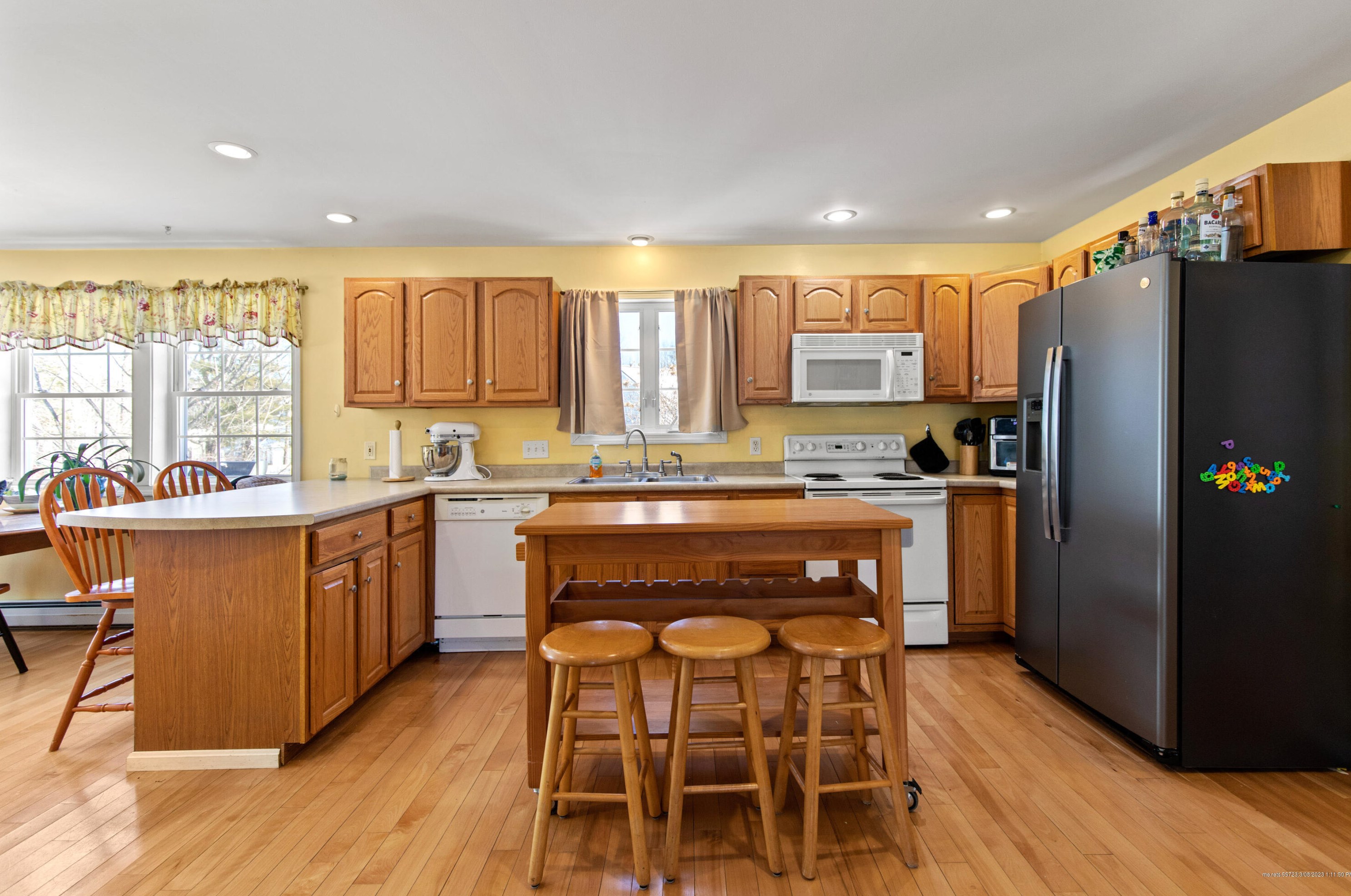 41 Water St, Gorham ME  04038-1021 exterior