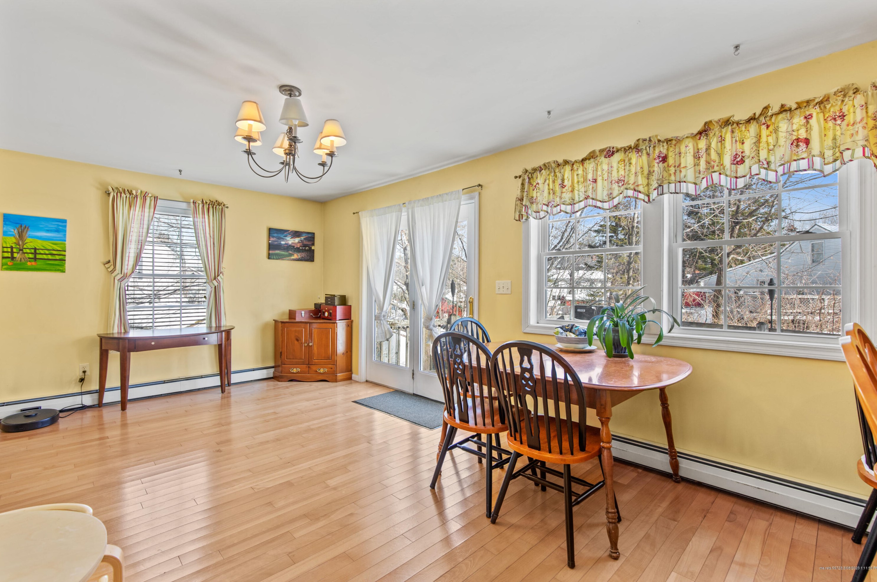 41 Water St, Gorham ME  04038-1021 exterior