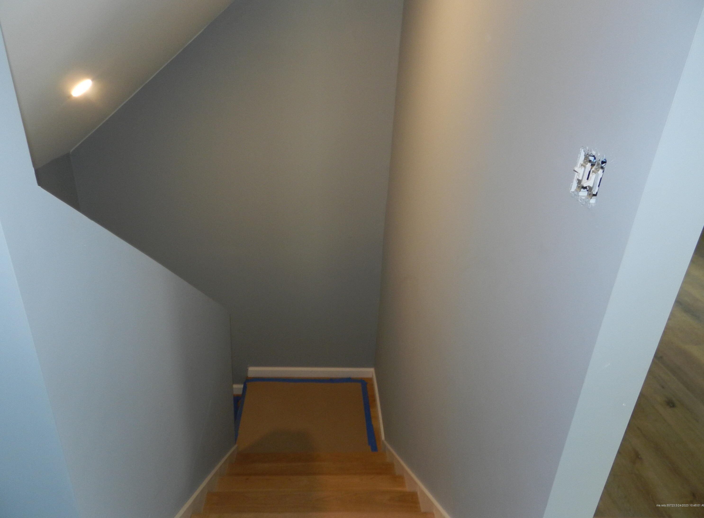 8 Mechanic St, Windham ME  04062-4216 exterior