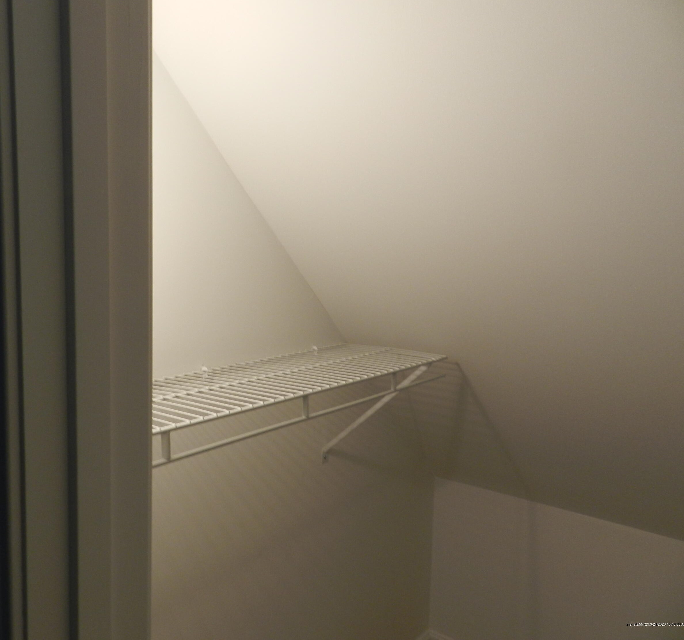 8 Mechanic St, Windham ME  04062-4216 exterior