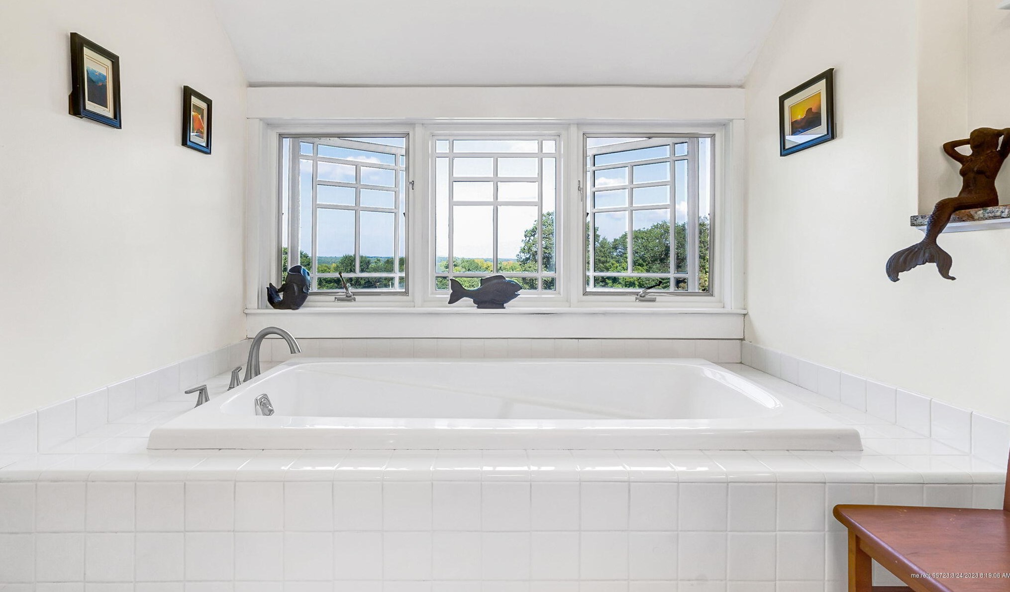 1 Overlook Dr, Gorham ME  04038-2556 exterior