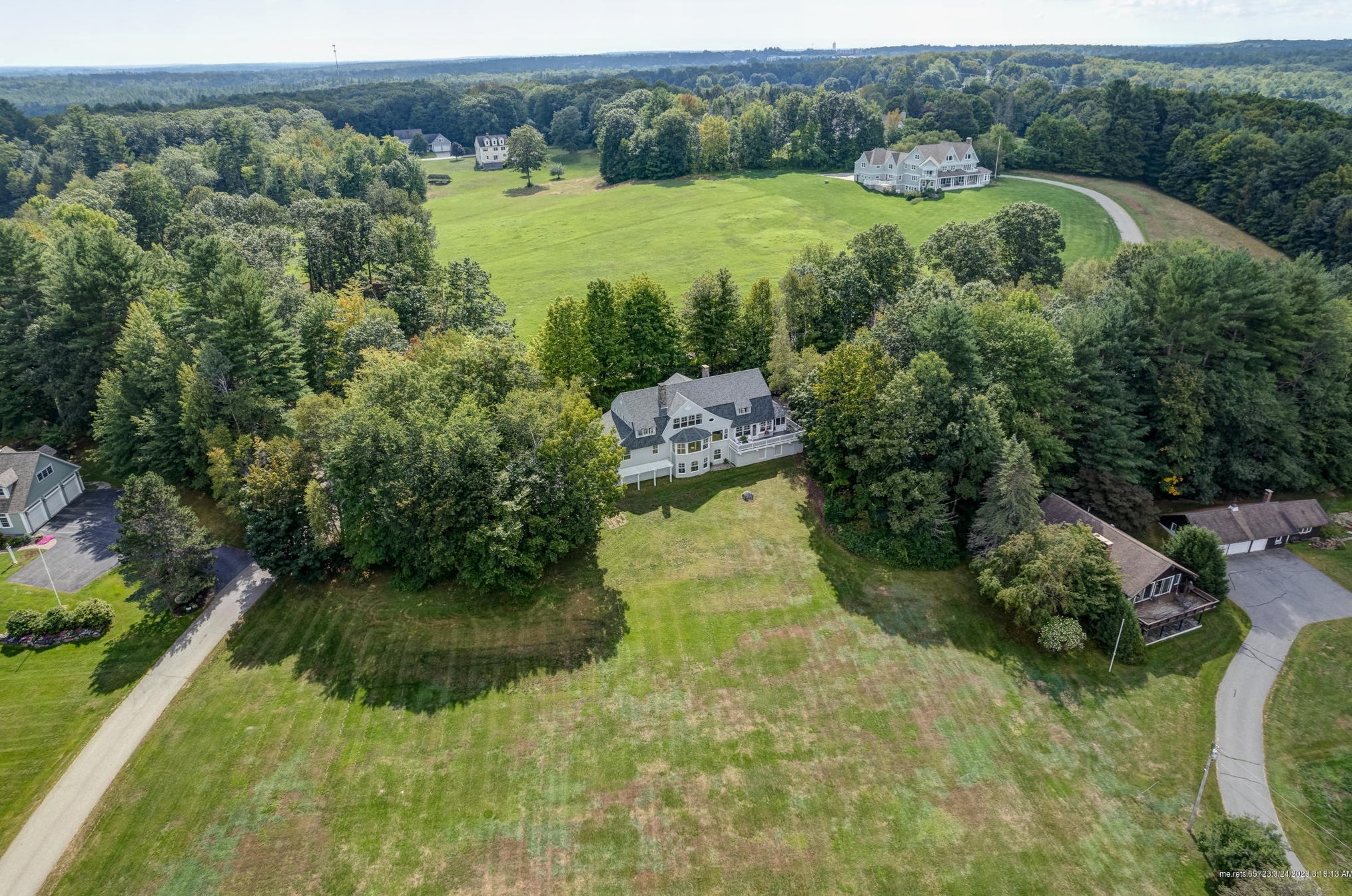 1 Overlook Dr, Gorham ME  04038-2556 exterior