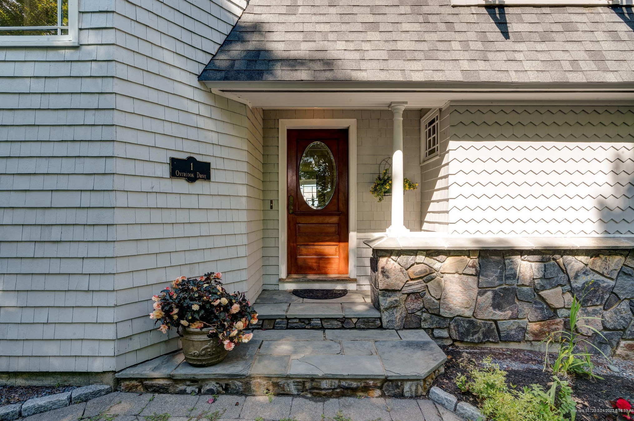 1 Overlook Dr, Gorham ME  04038-2556 exterior