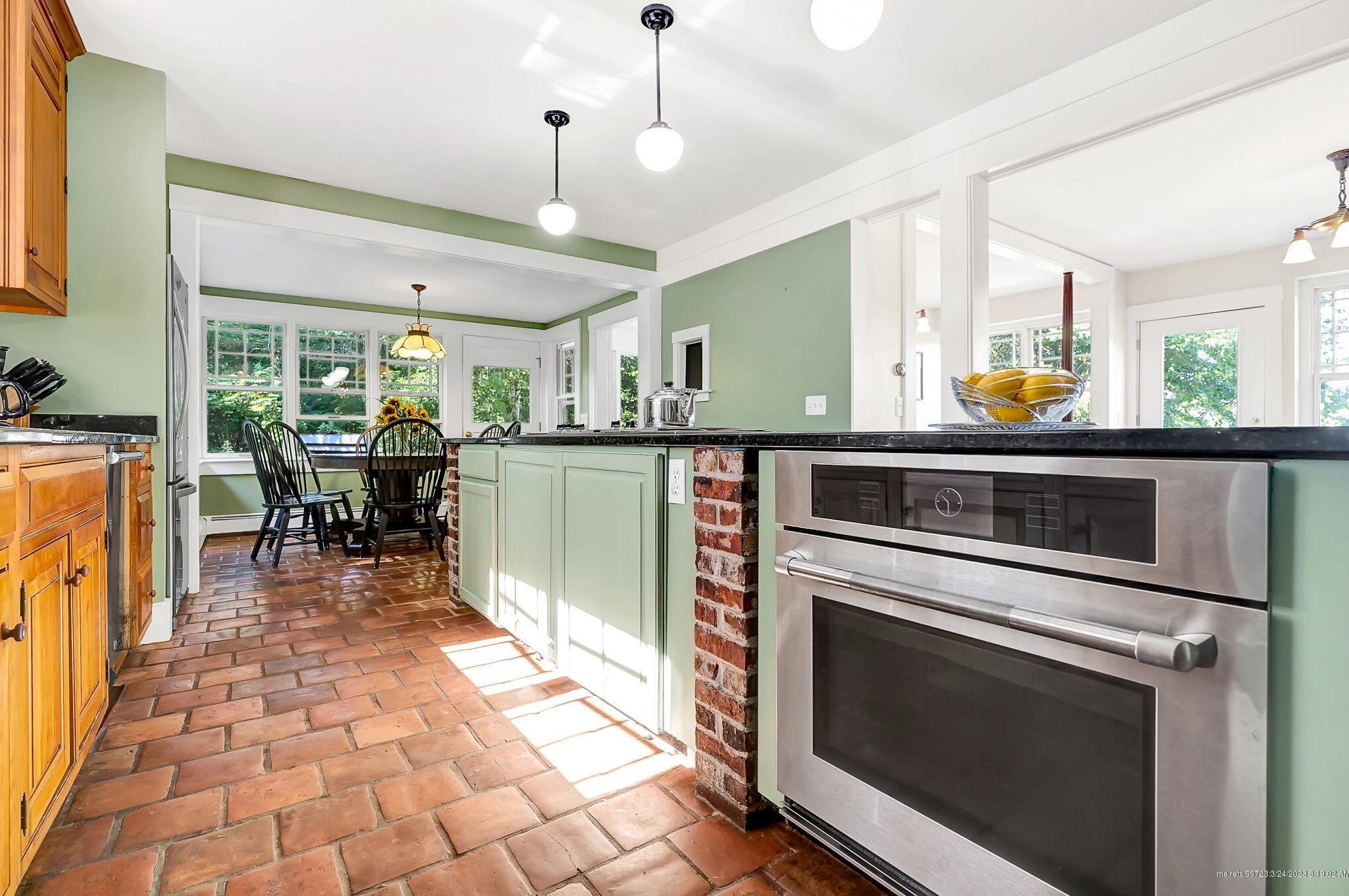 1 Overlook Dr, Gorham ME  04038-2556 exterior