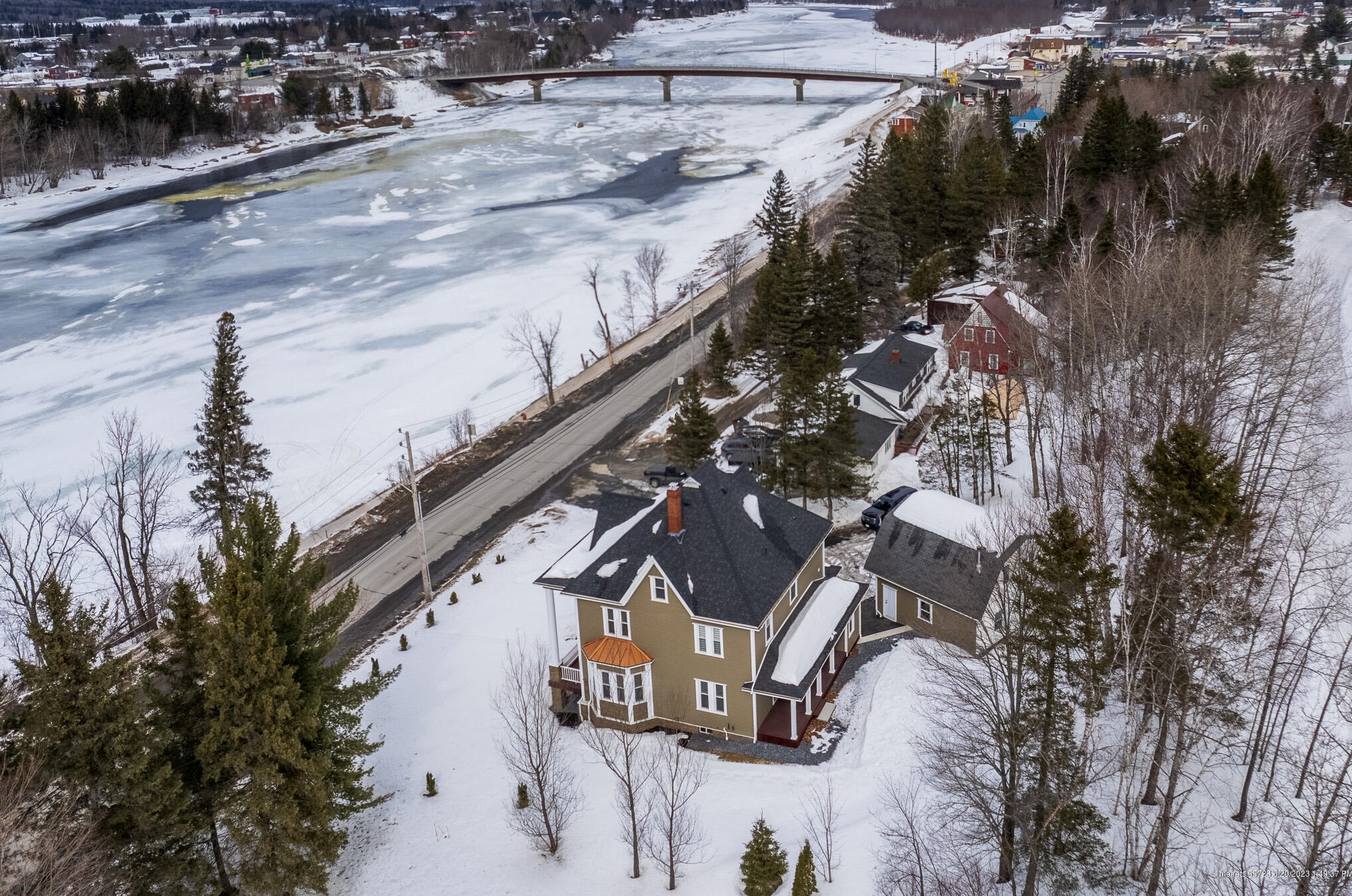 458 Main St, Fort Kent ME  04743-1016 exterior