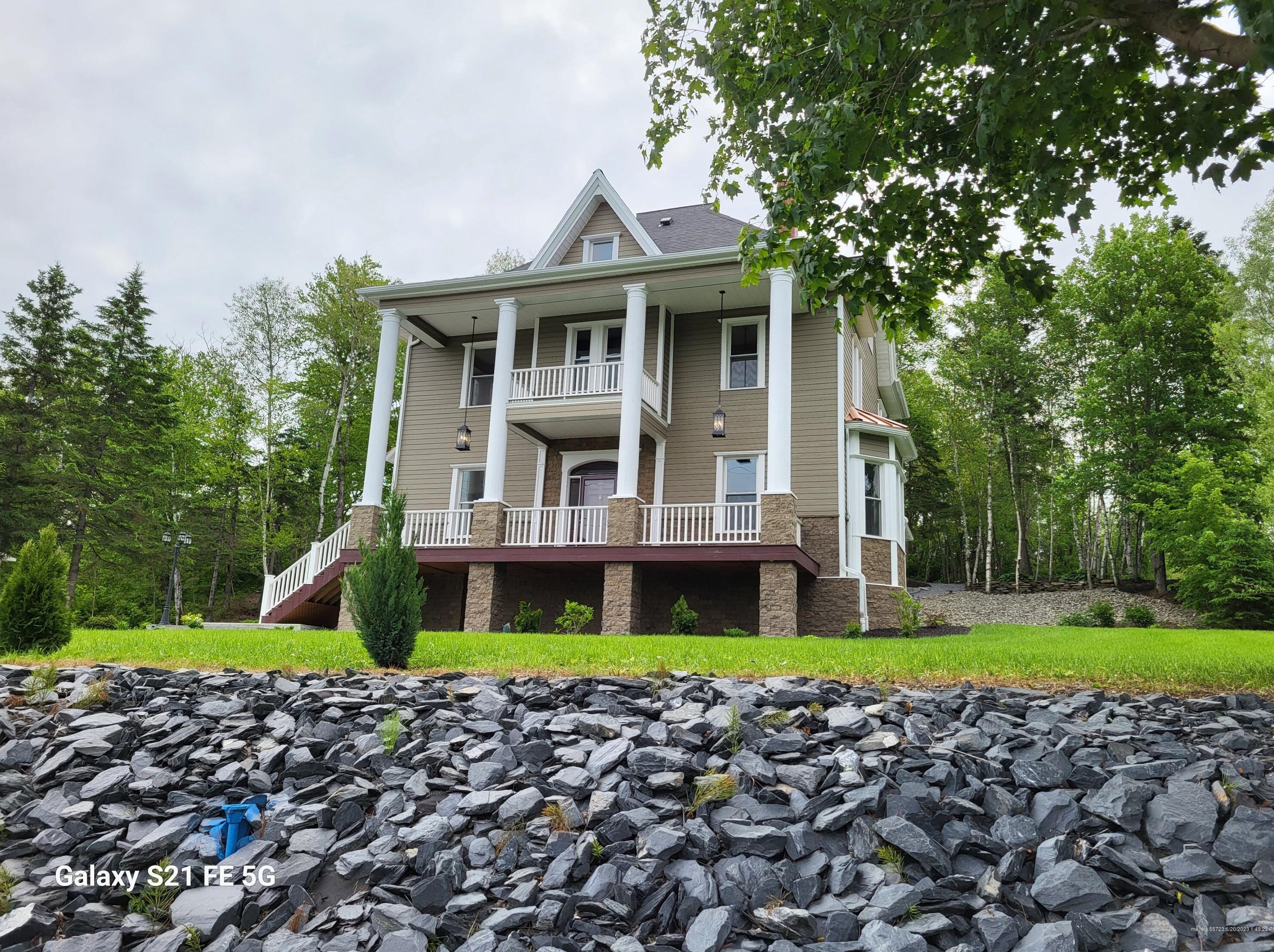 458 Main St, Fort Kent ME  04743-1016 exterior