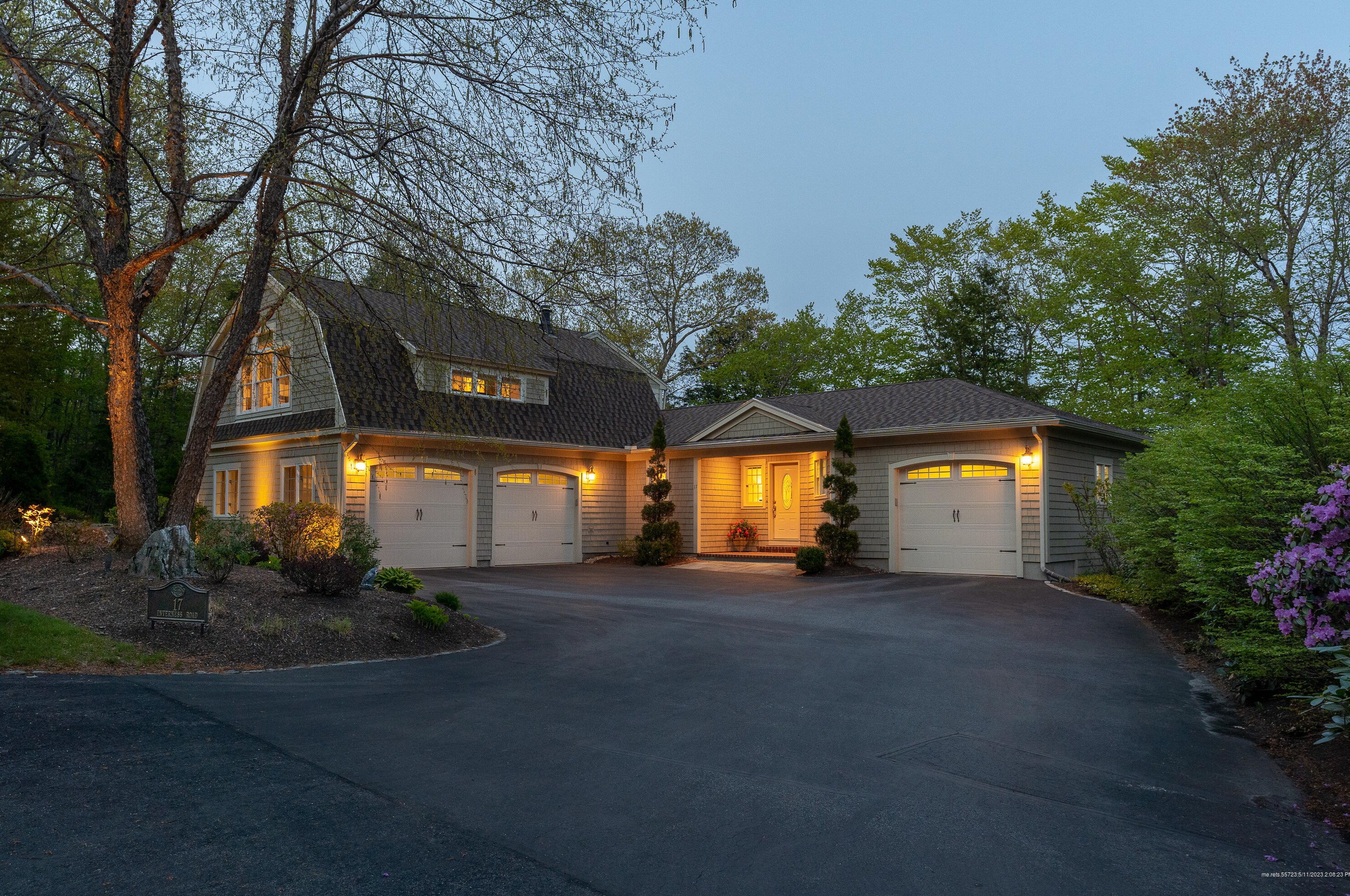 17 Inverness Rd, Portland ME  04105-1283 exterior
