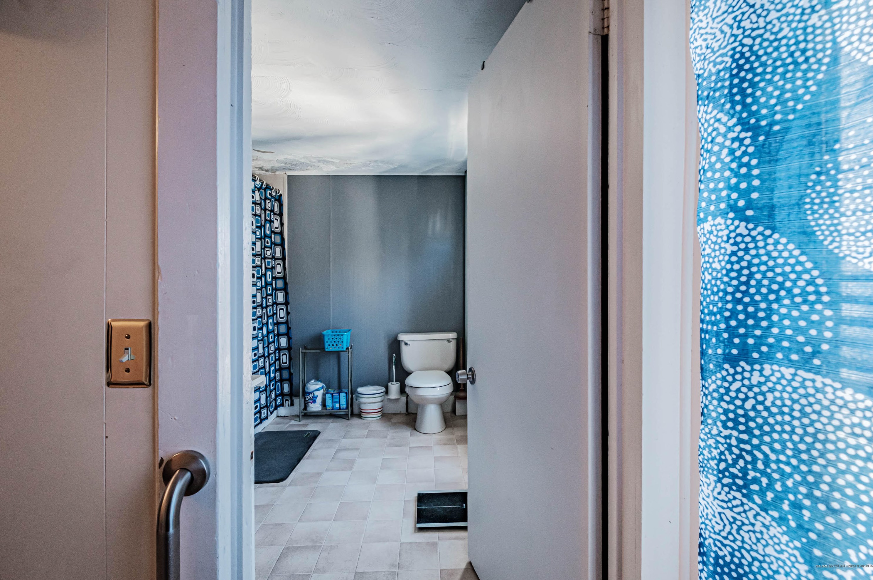 38 Pleasant St, Saco ME 04072-2739 exterior