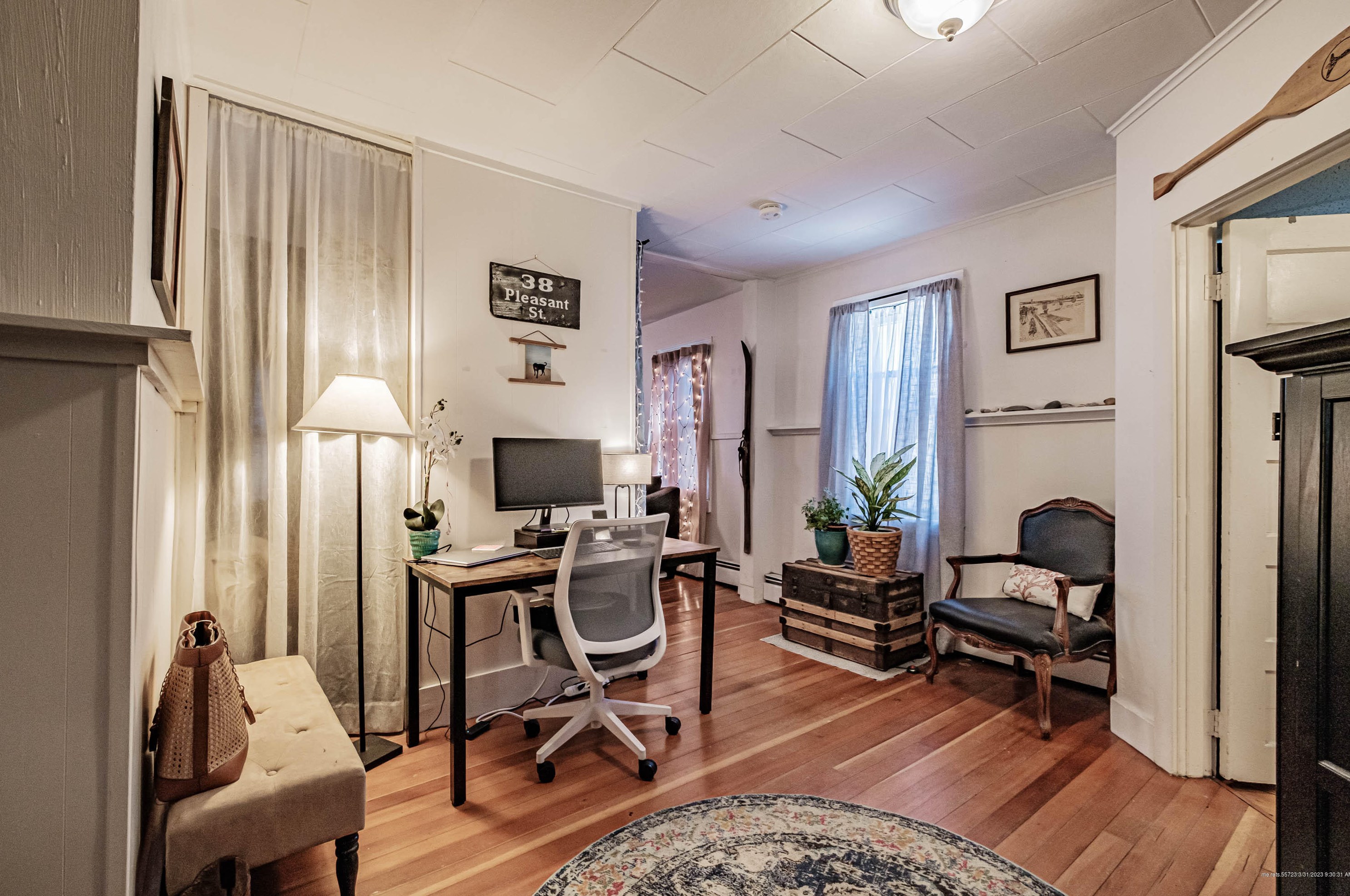 38 Pleasant St, Saco ME 04072-2739 exterior