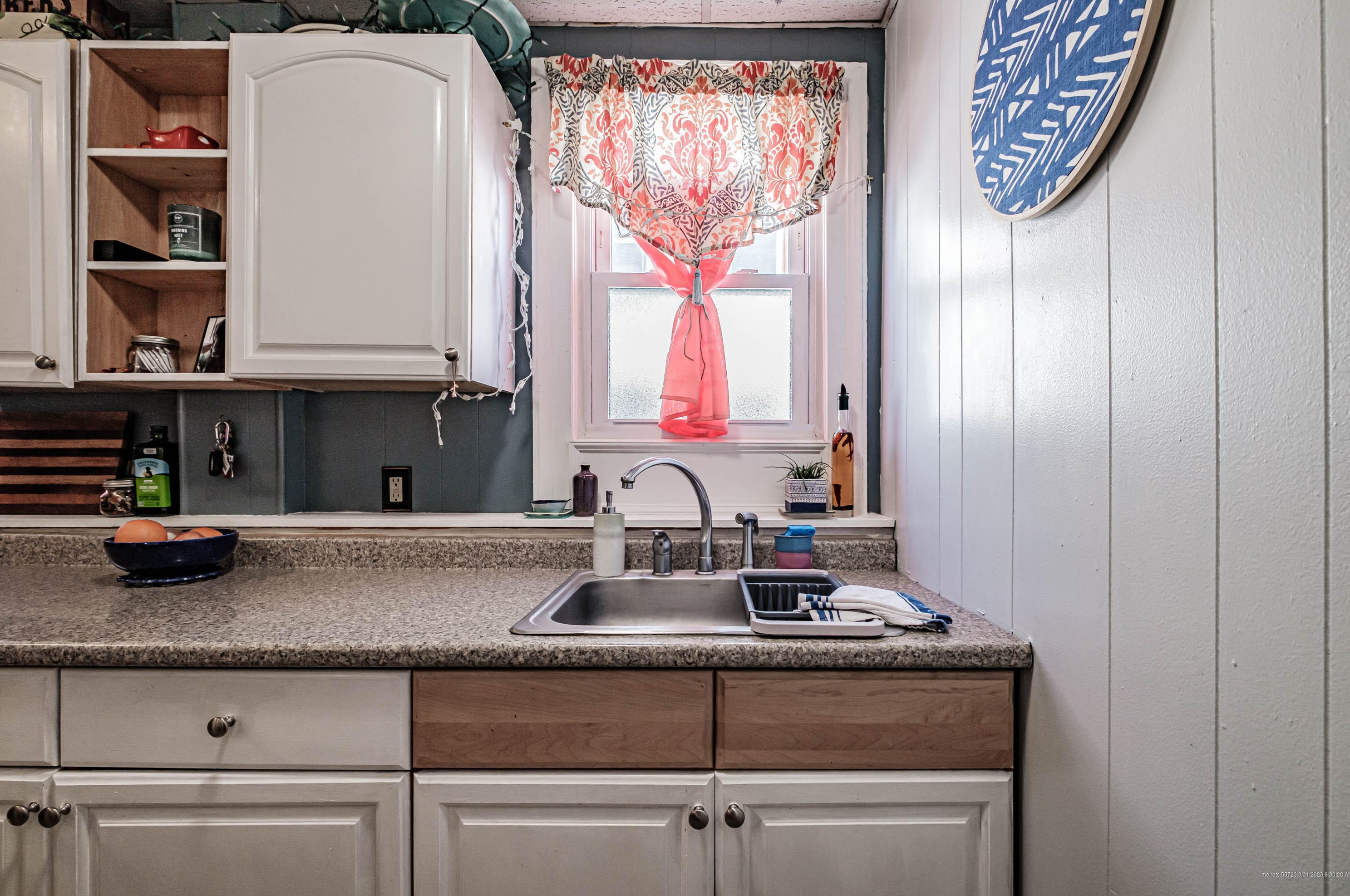 38 Pleasant St, Saco ME 04072-2739 exterior