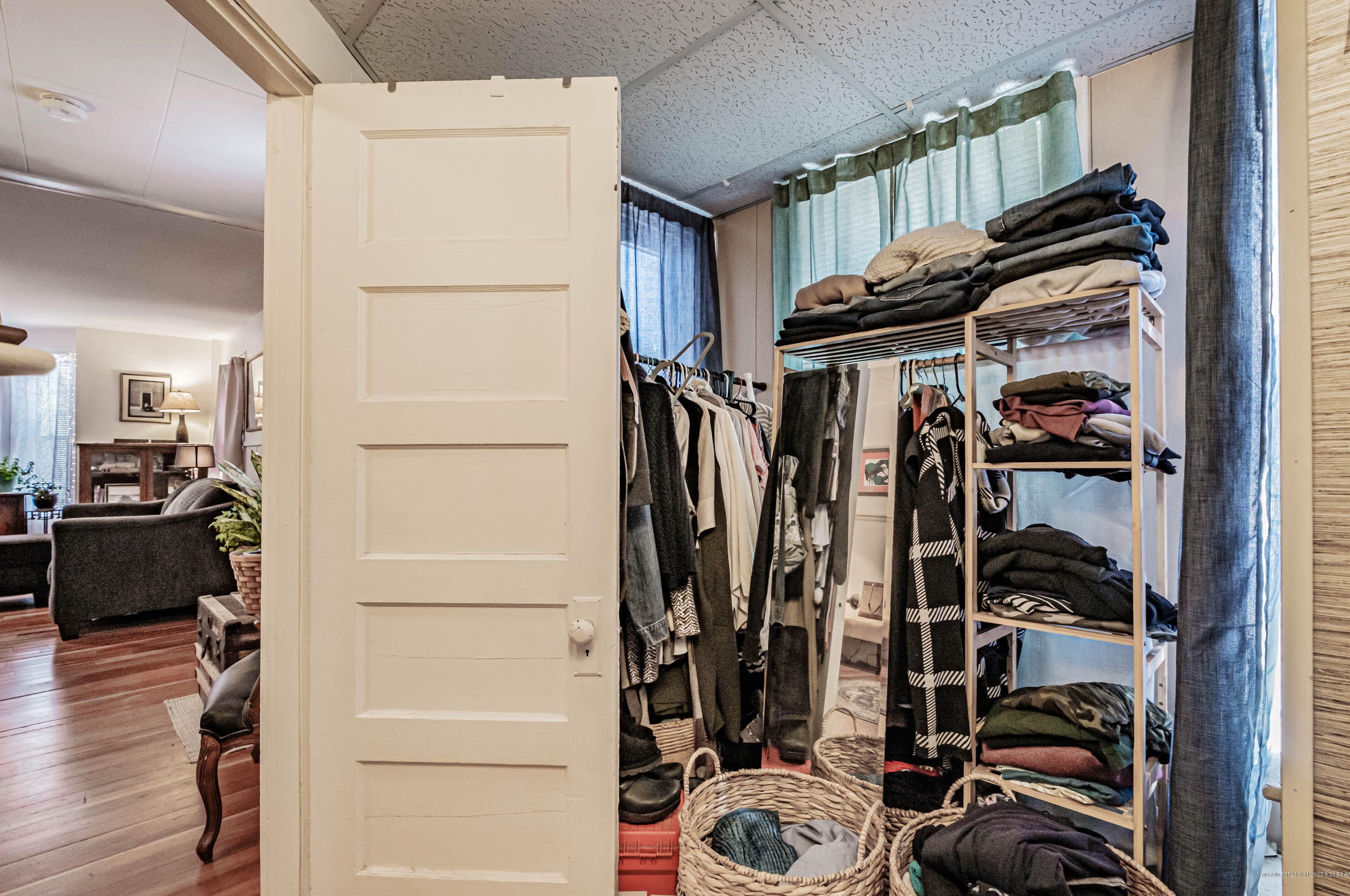 38 Pleasant St, Saco ME 04072-2739 exterior