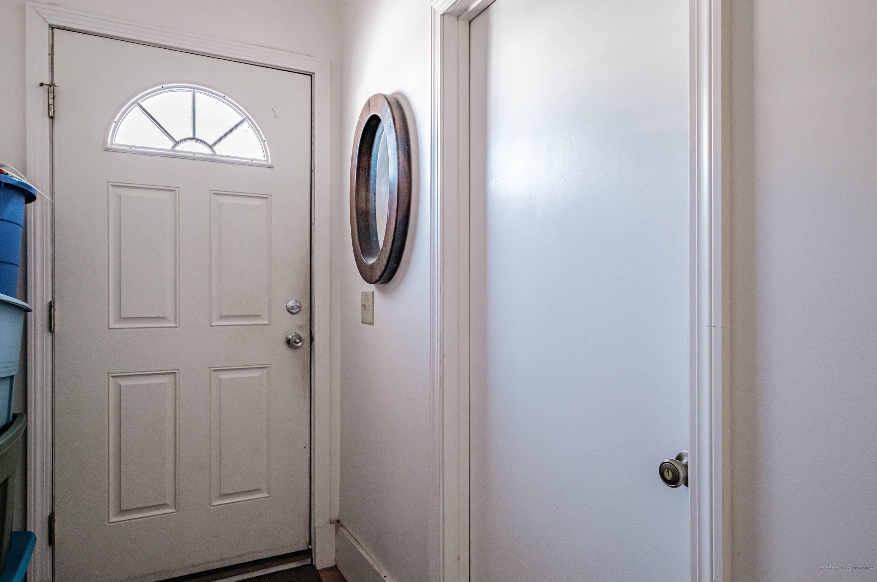 38 Pleasant St, Saco ME 04072-2739 exterior