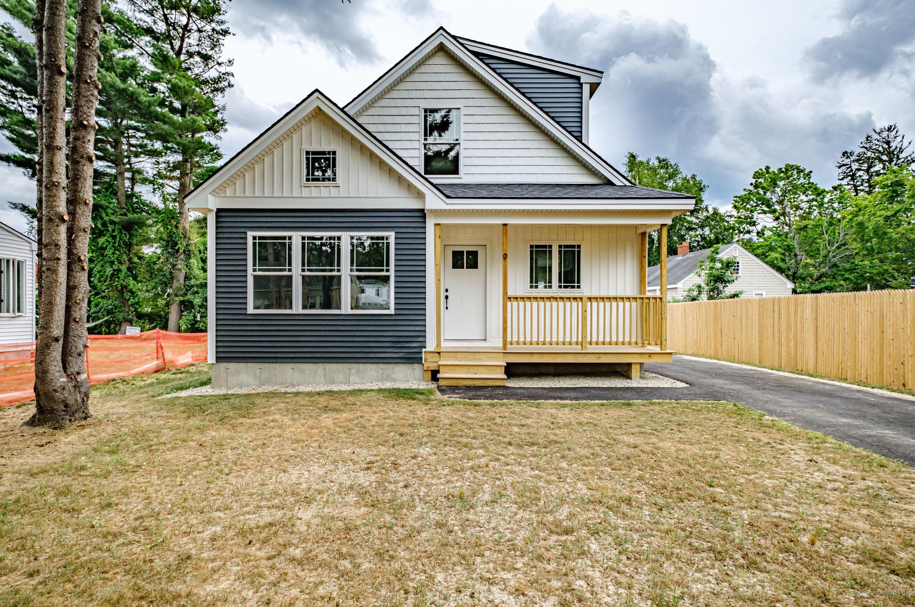 102 Brigham St, Portland ME  04106-3407 exterior