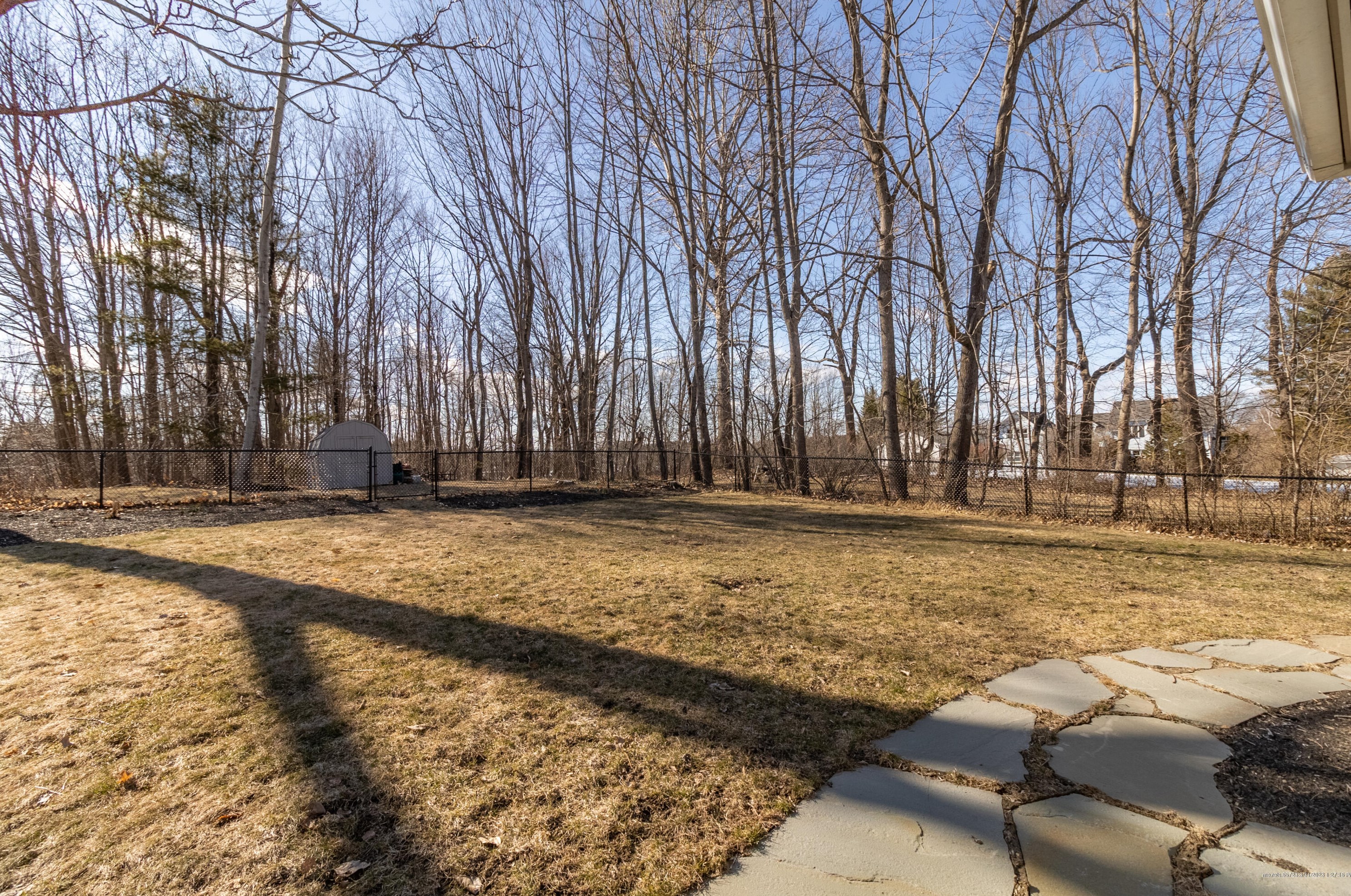 231 Cook St, Auburn ME  04210-5306 exterior