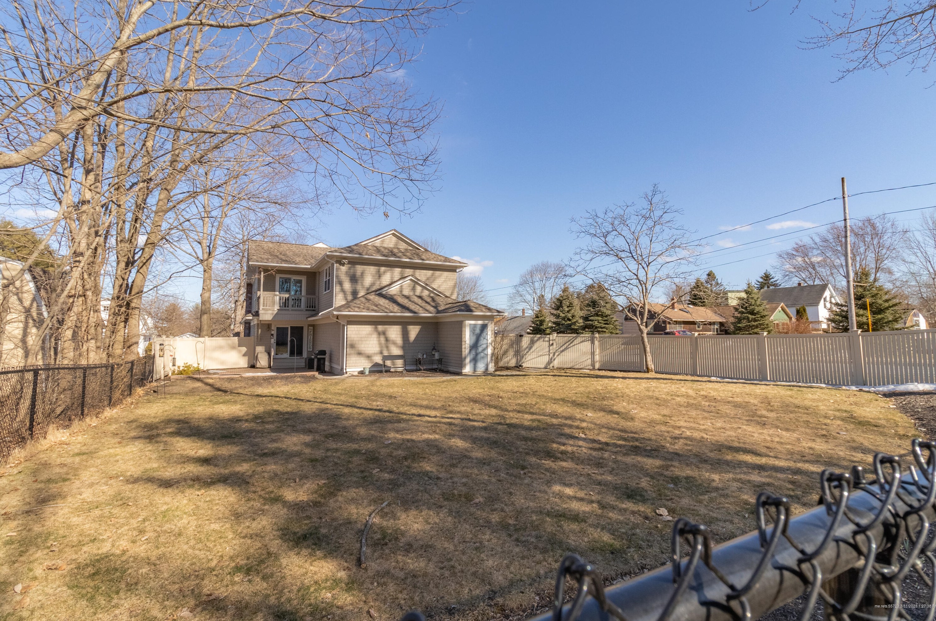 231 Cook St, Auburn ME  04210-5306 exterior