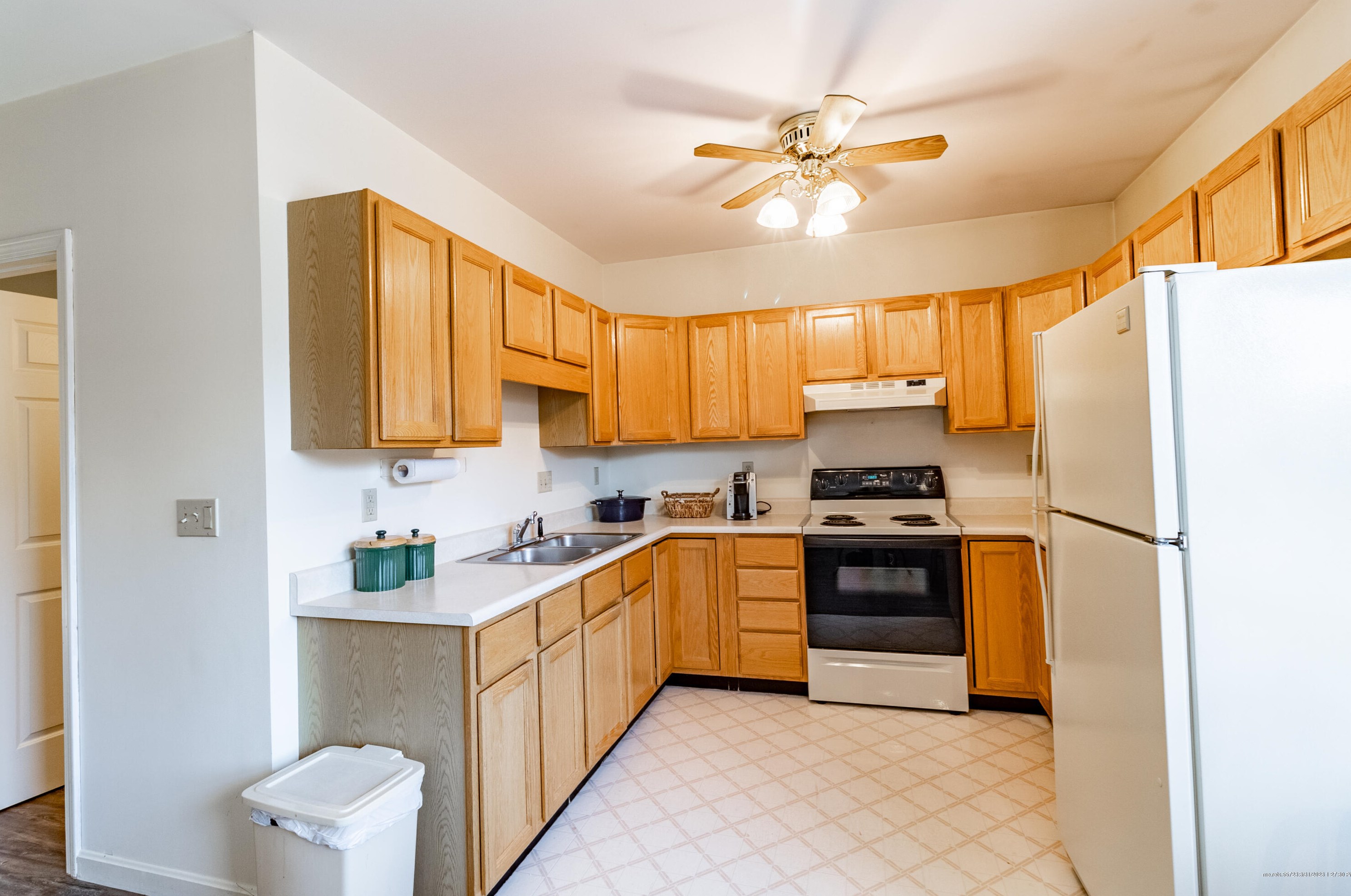 231 Cook St, Auburn ME  04210-5306 exterior