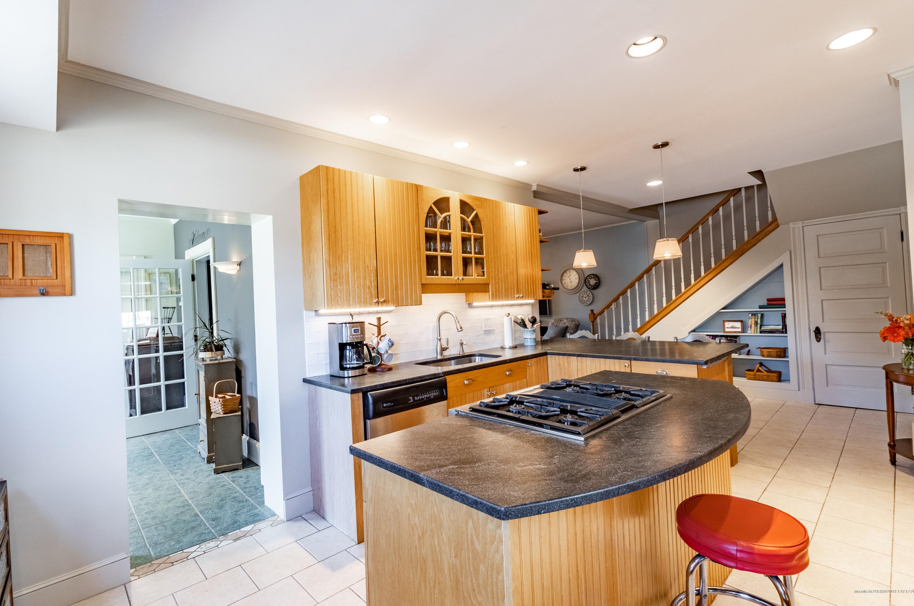 231 Cook St, Auburn ME  04210-5306 exterior