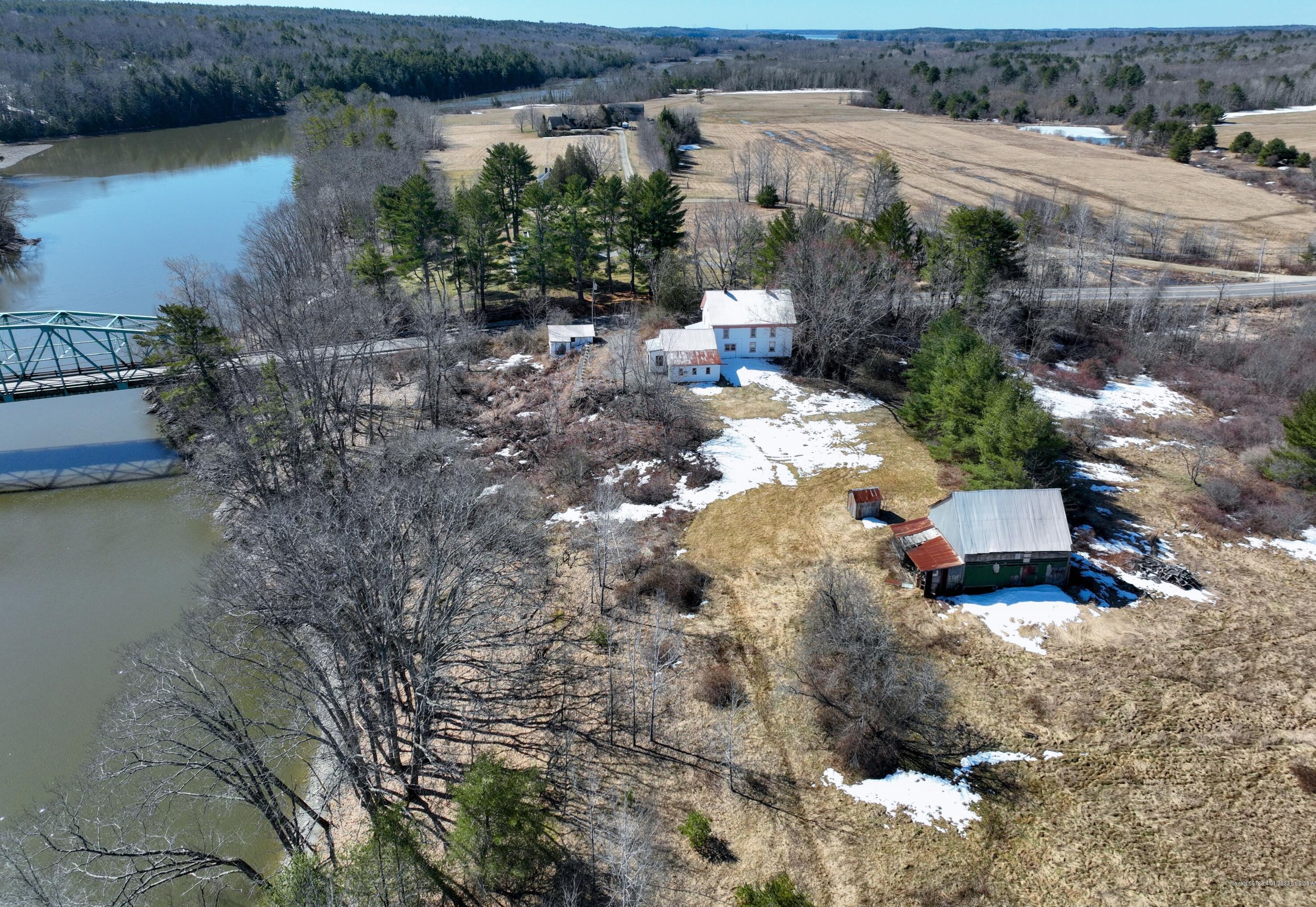79 Patterson Rd, Dresden ME  04342-3418 exterior