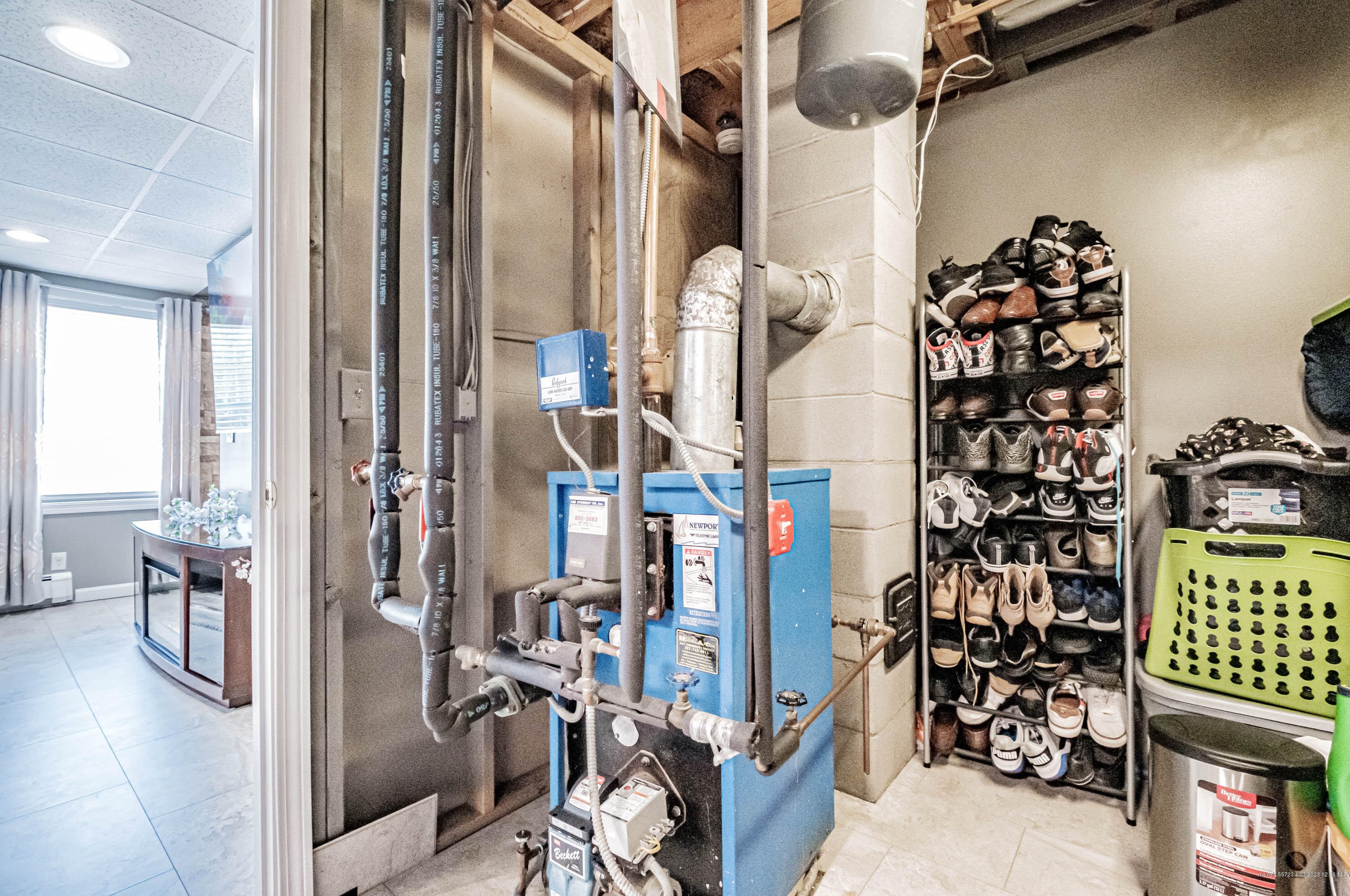 19 Holly Ln, Windham ME  04062-4152 exterior