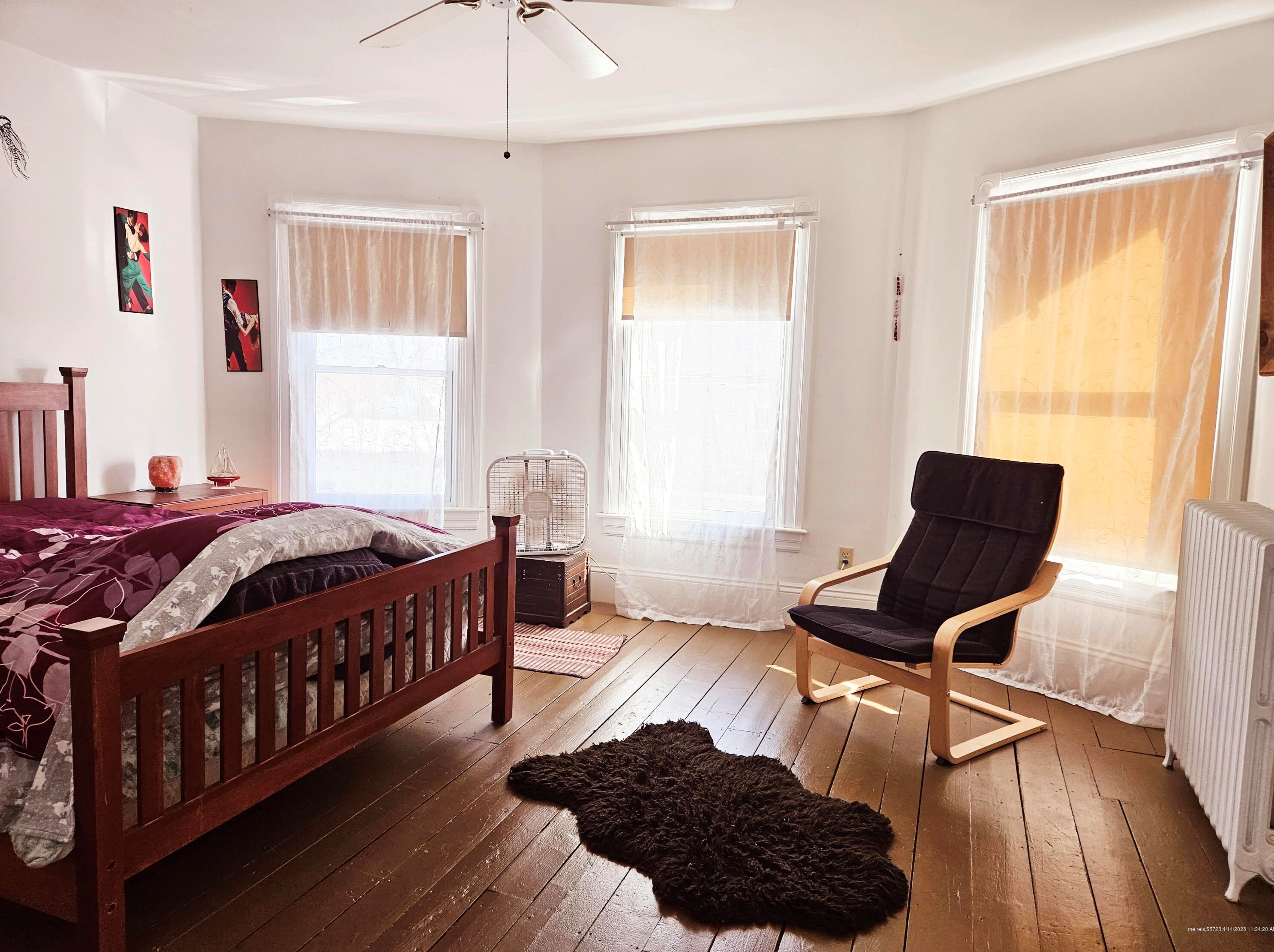 47 Railroad St, Clinton ME  04927-3208 exterior