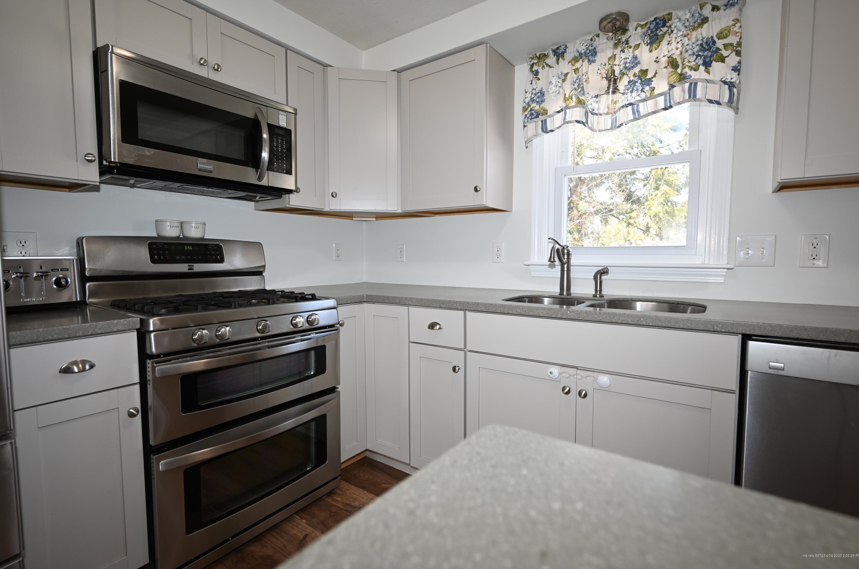 1 Winterberry Dr, Gorham ME  04038-1653 exterior