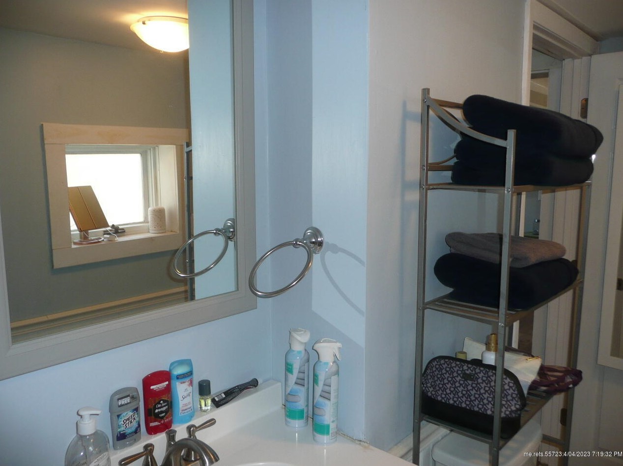 69 Union St, Sebec ME  04426-1121 exterior