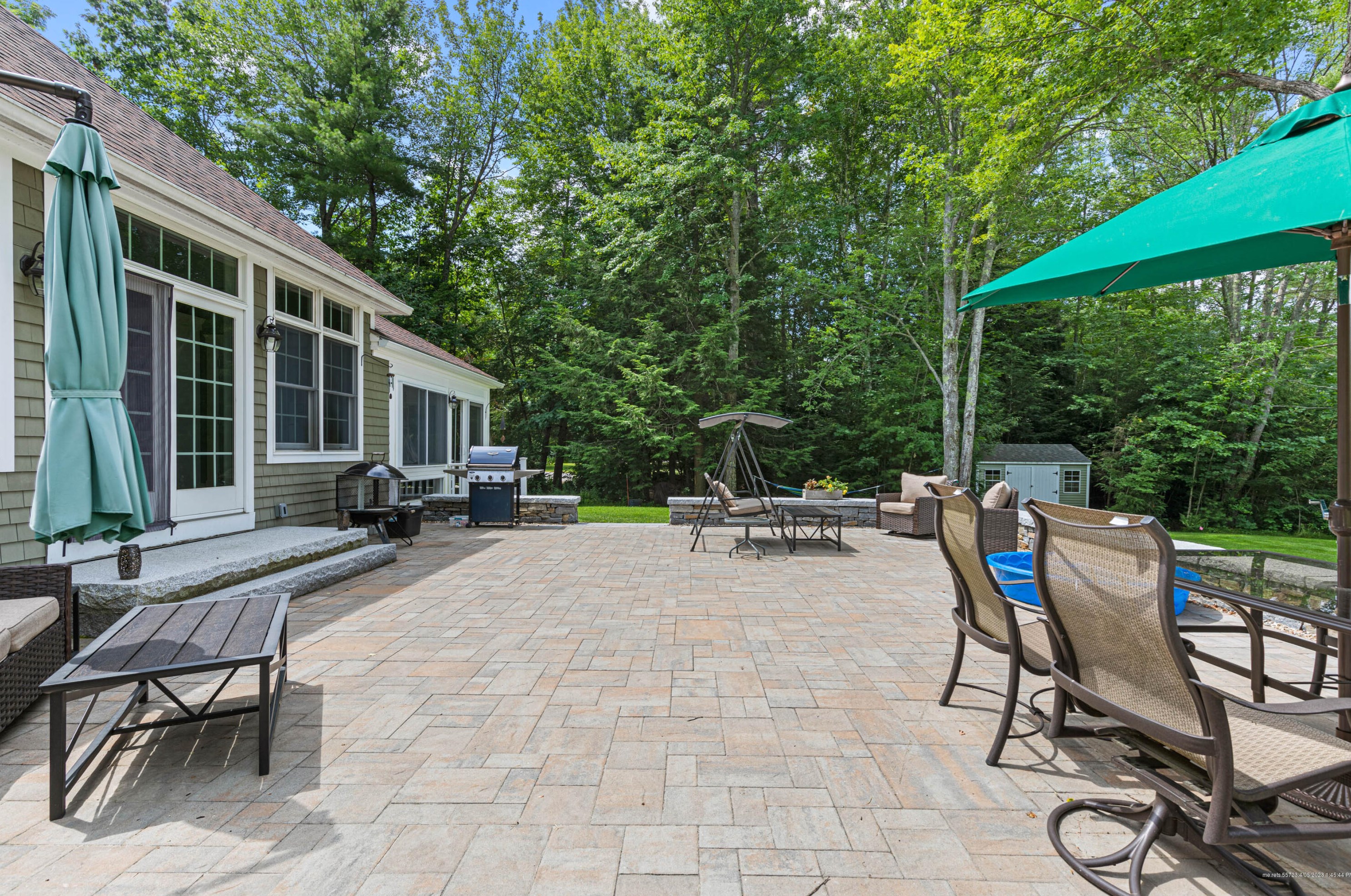 6 Baltusrol Cir, Portland ME  04105-1100 exterior