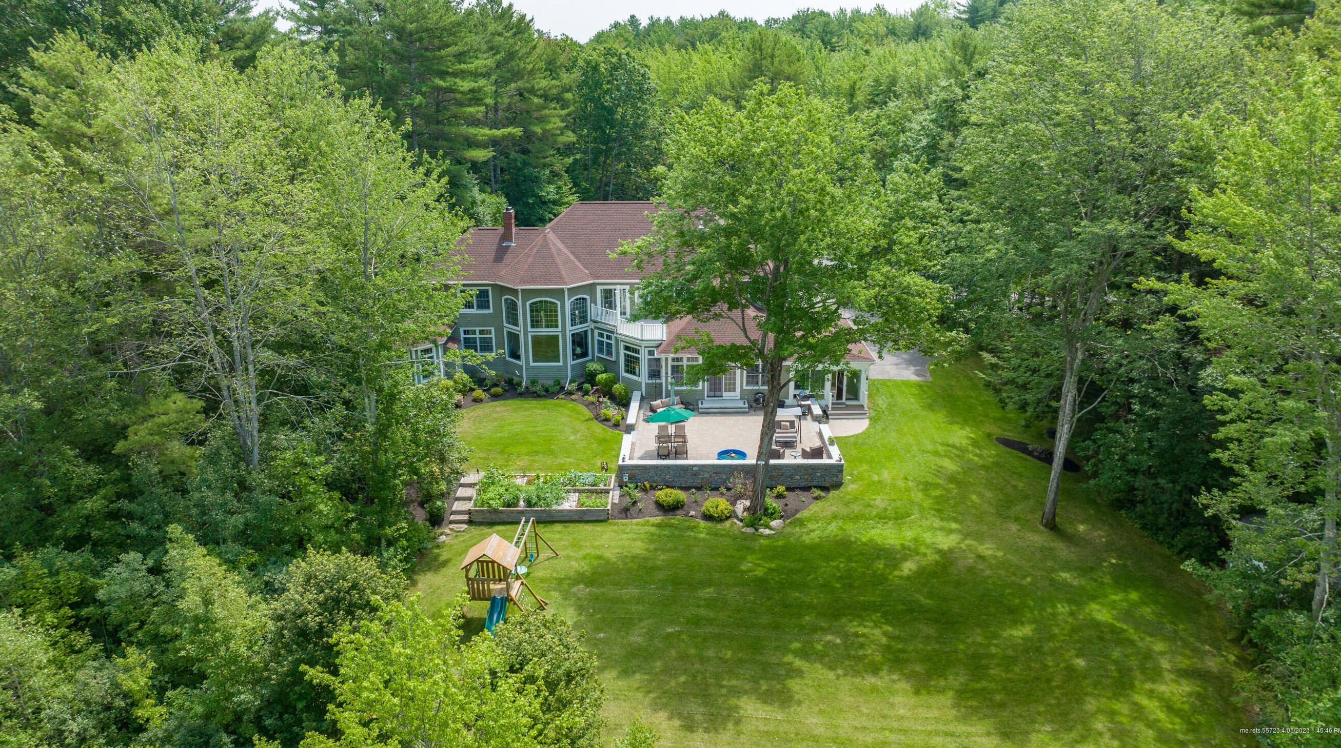 6 Baltusrol Cir, Portland ME  04105-1100 exterior