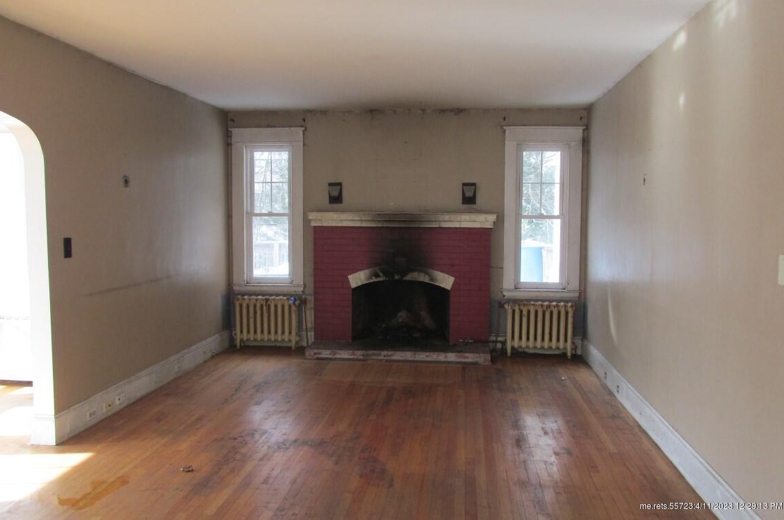 228 Winter St, Auburn ME  04210-5144 exterior