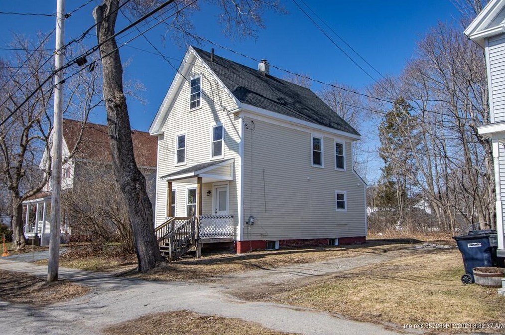163 7th St, Bangor ME  04401-5924 exterior
