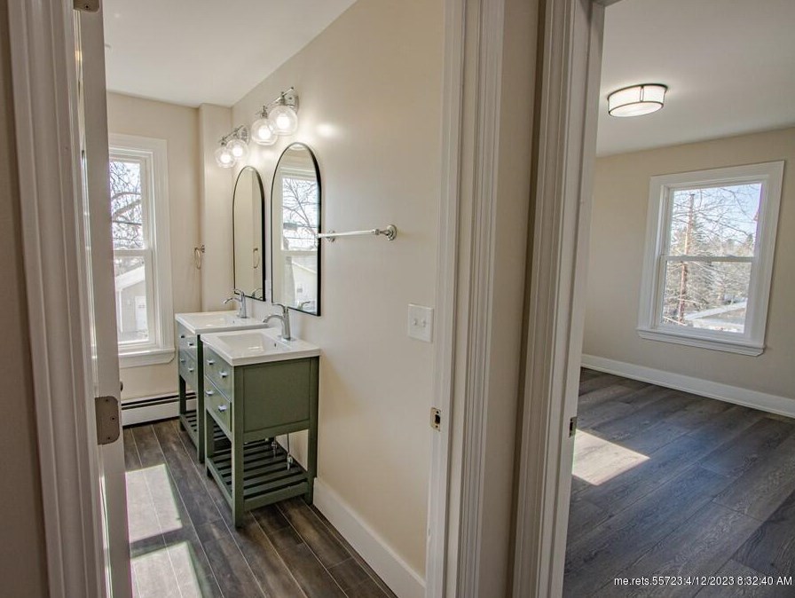 163 7th St, Bangor ME  04401-5924 exterior