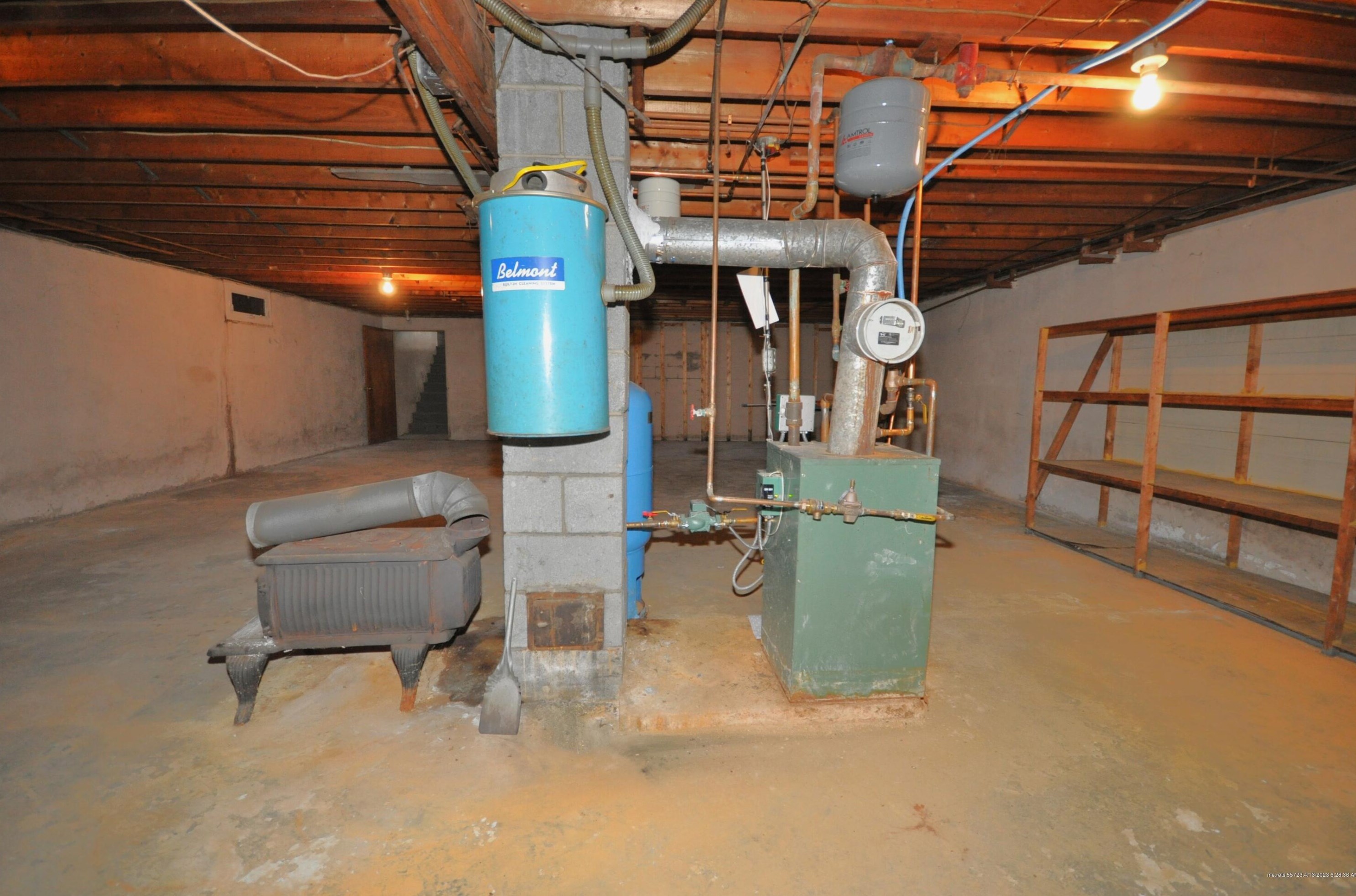 21 Dartmouth St, Old Town ME  04468-1815 exterior