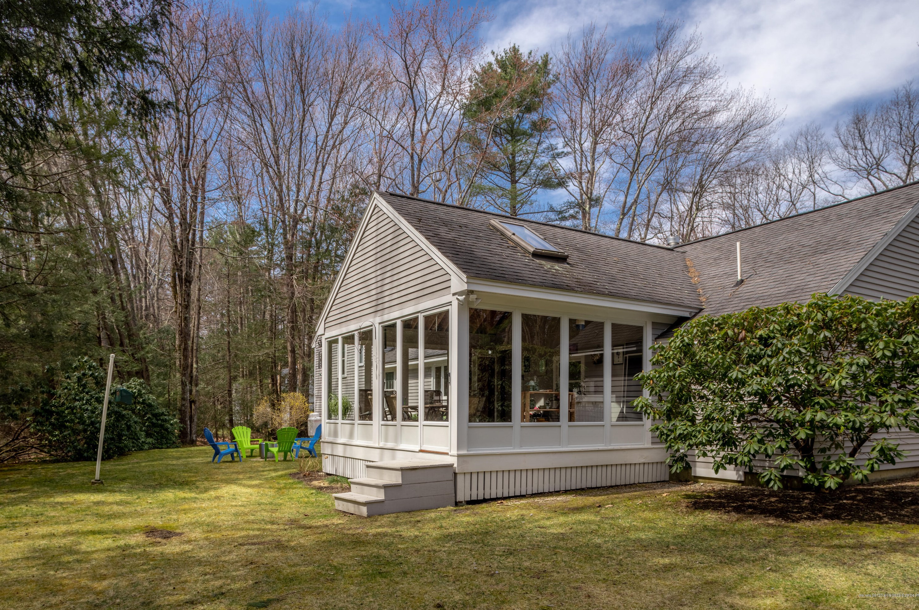 21 Bayview Ter, Saco ME  04072-1750 exterior