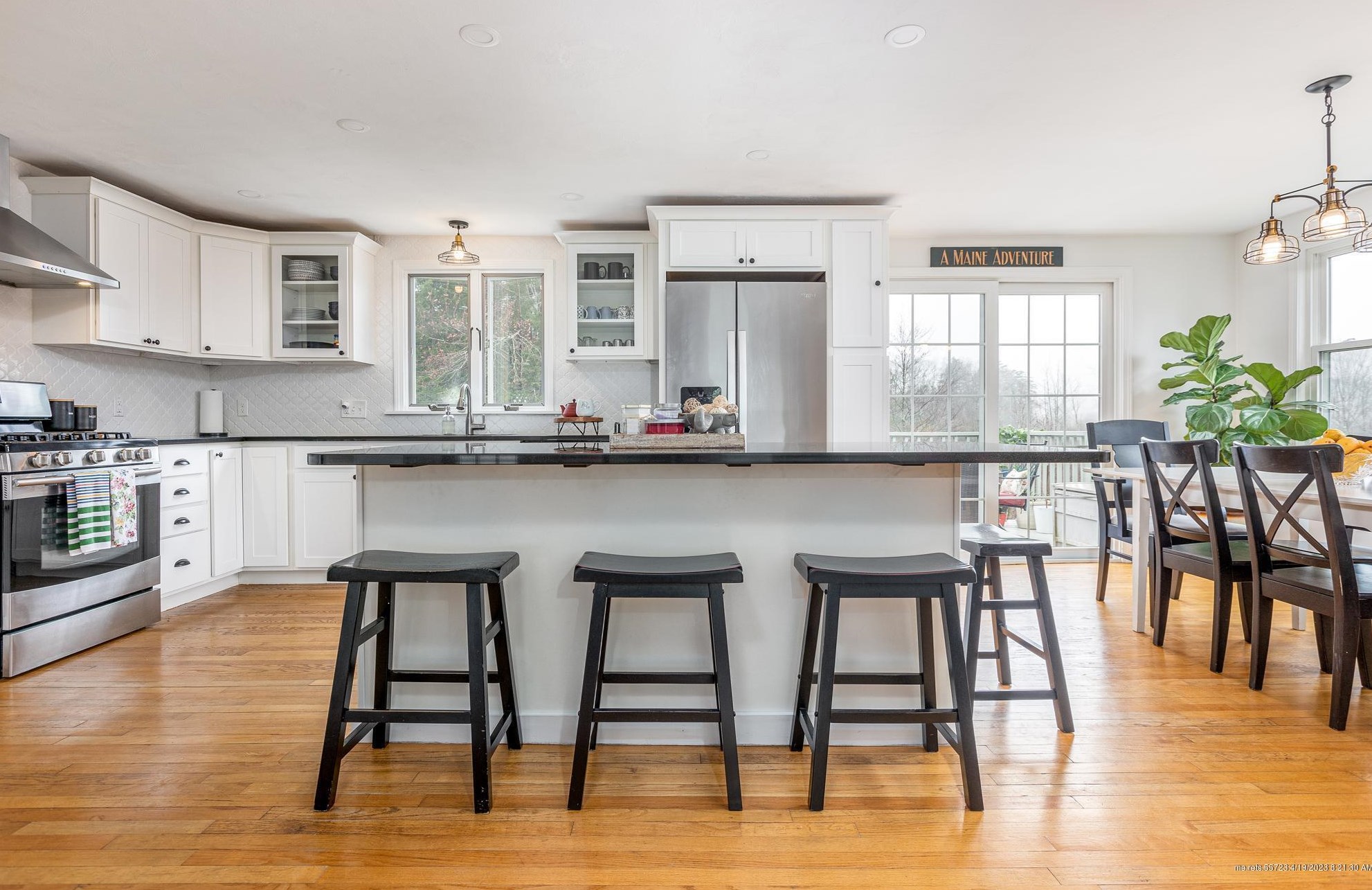 7 Penwood Cir, Portland ME  04107-2214 exterior