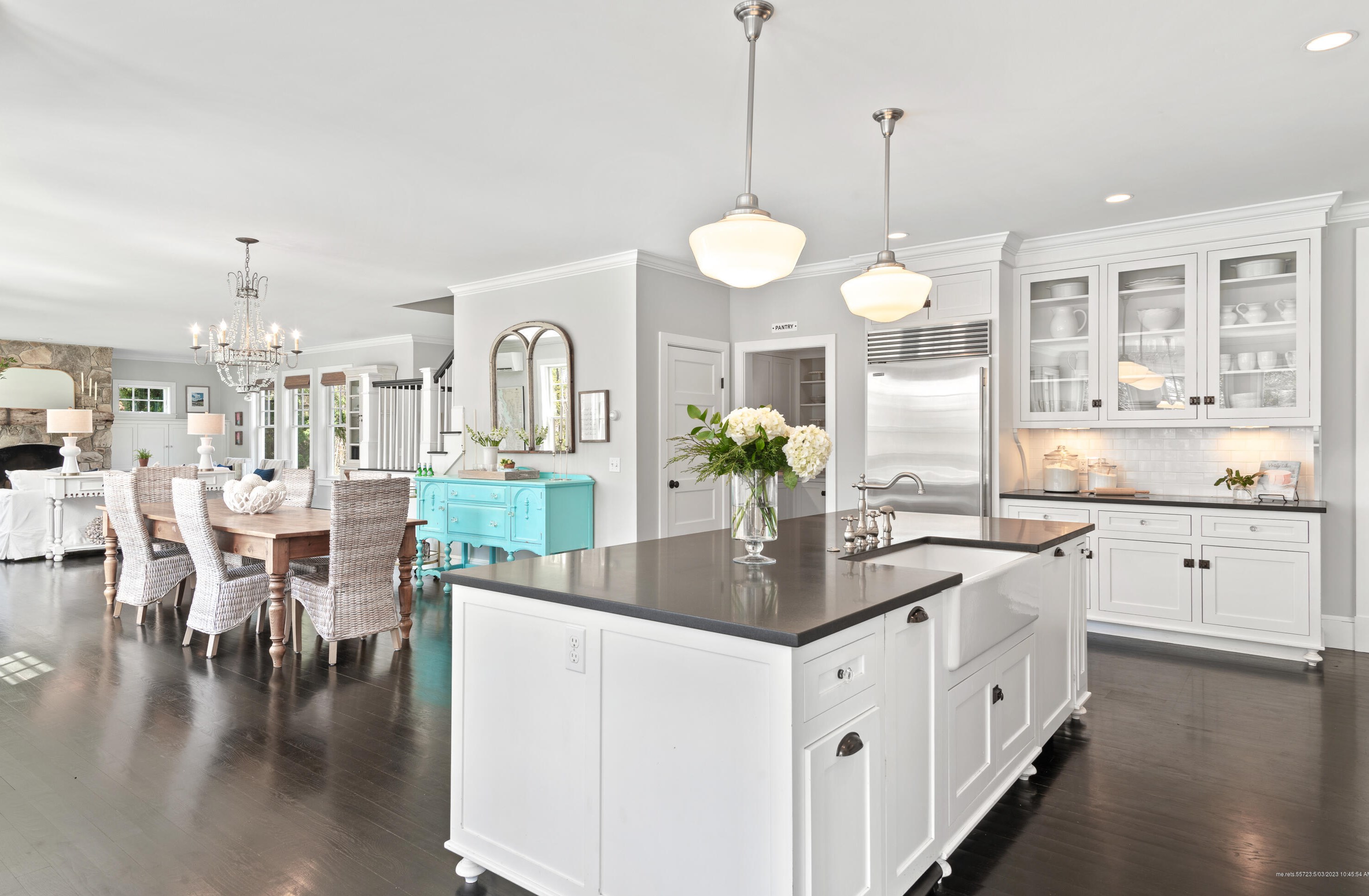 2 Cardinal Ln, Portland ME  04107-5123 exterior